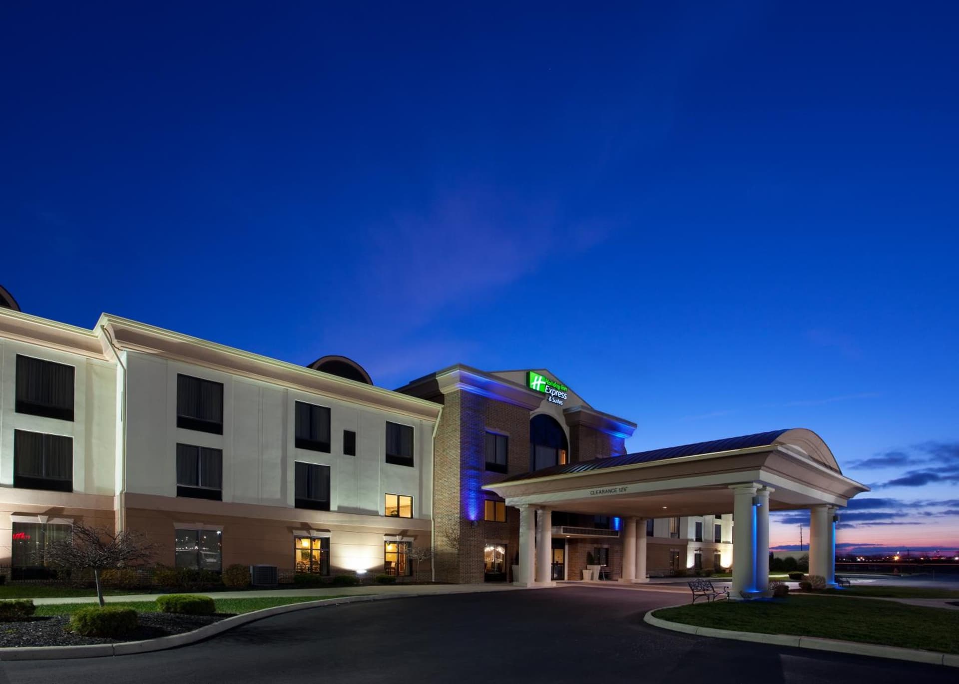 Holiday Inn Express Hotel & Suites Bowling Green by IHG gallery photo in Bowling Green, OH — image 30