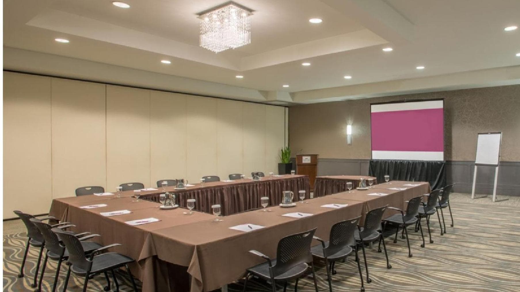 Crowne Plaza Suffern-Mahwah by IHG gallery photo in Suffern, NY — image 59