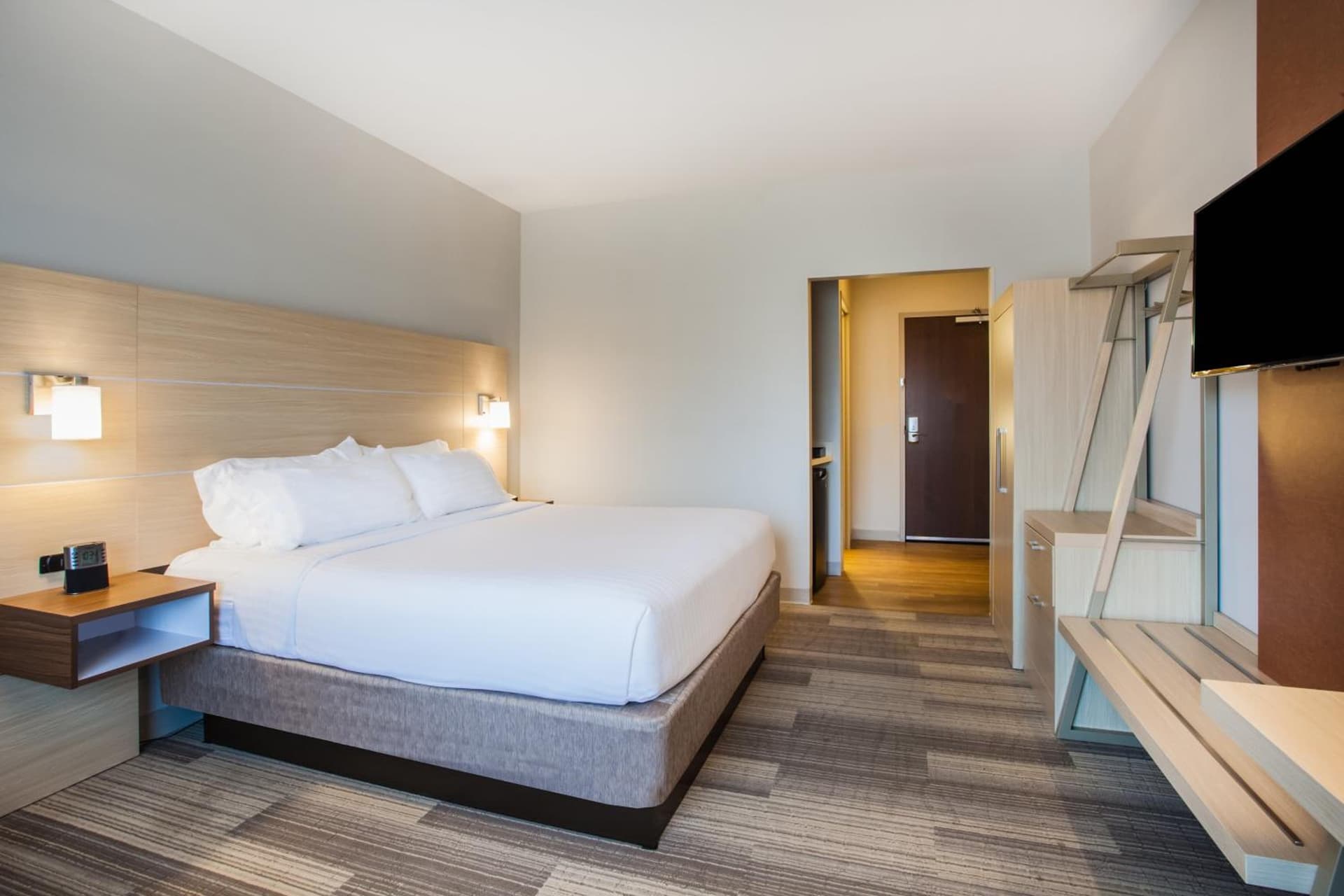 Holiday Inn Express & Suites Lexington Park California by IHG gallery photo in California, MD — image 25