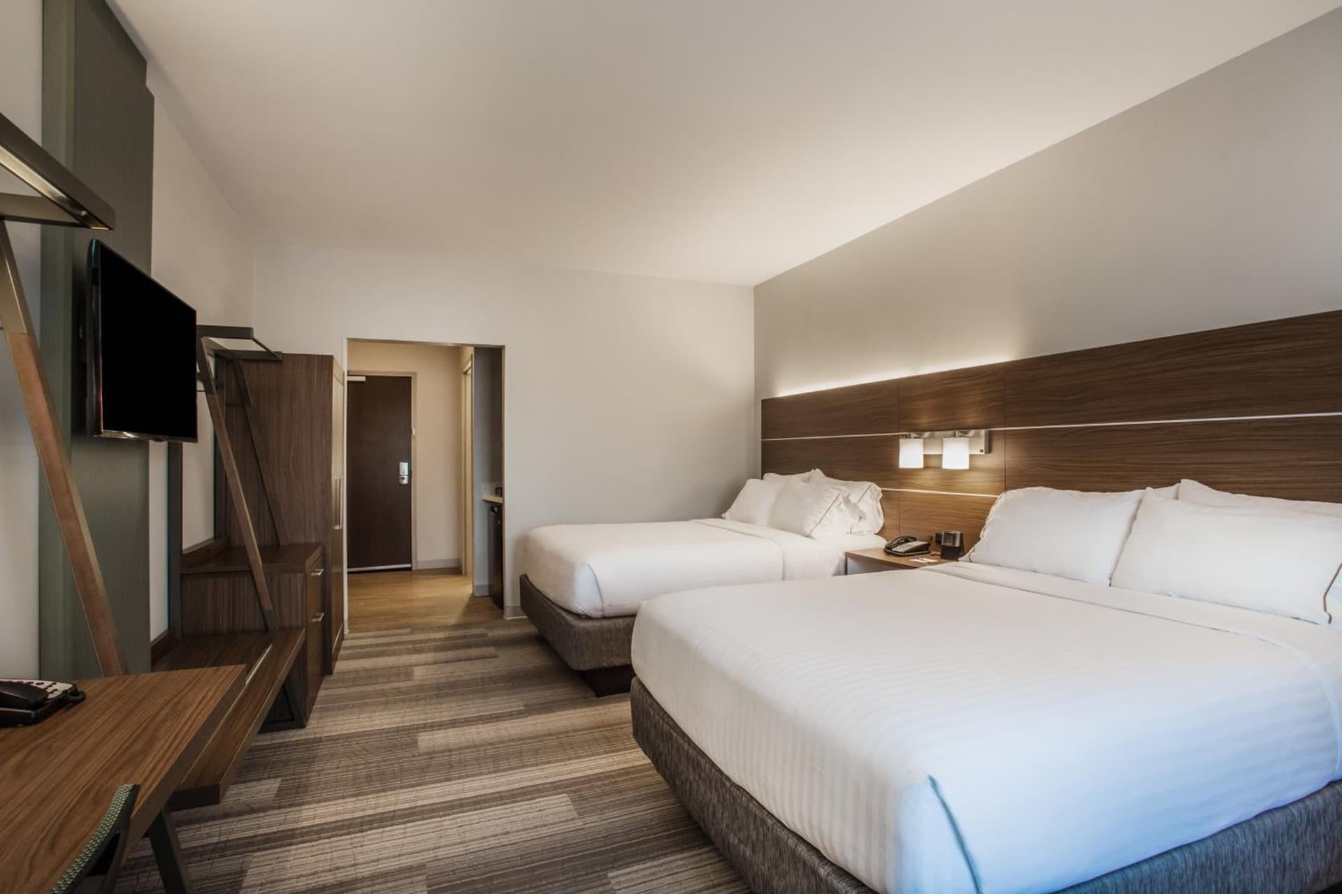 Holiday Inn Express & Suites Lexington Park California by IHG gallery photo in California, MD — image 11