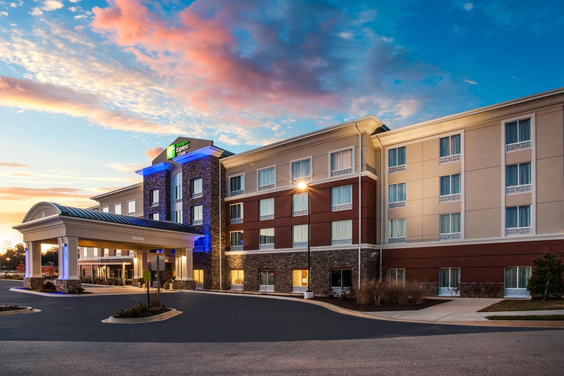 Holiday Inn Express & Suites Lexington Park California by IHG gallery photo in California, MD — image 12