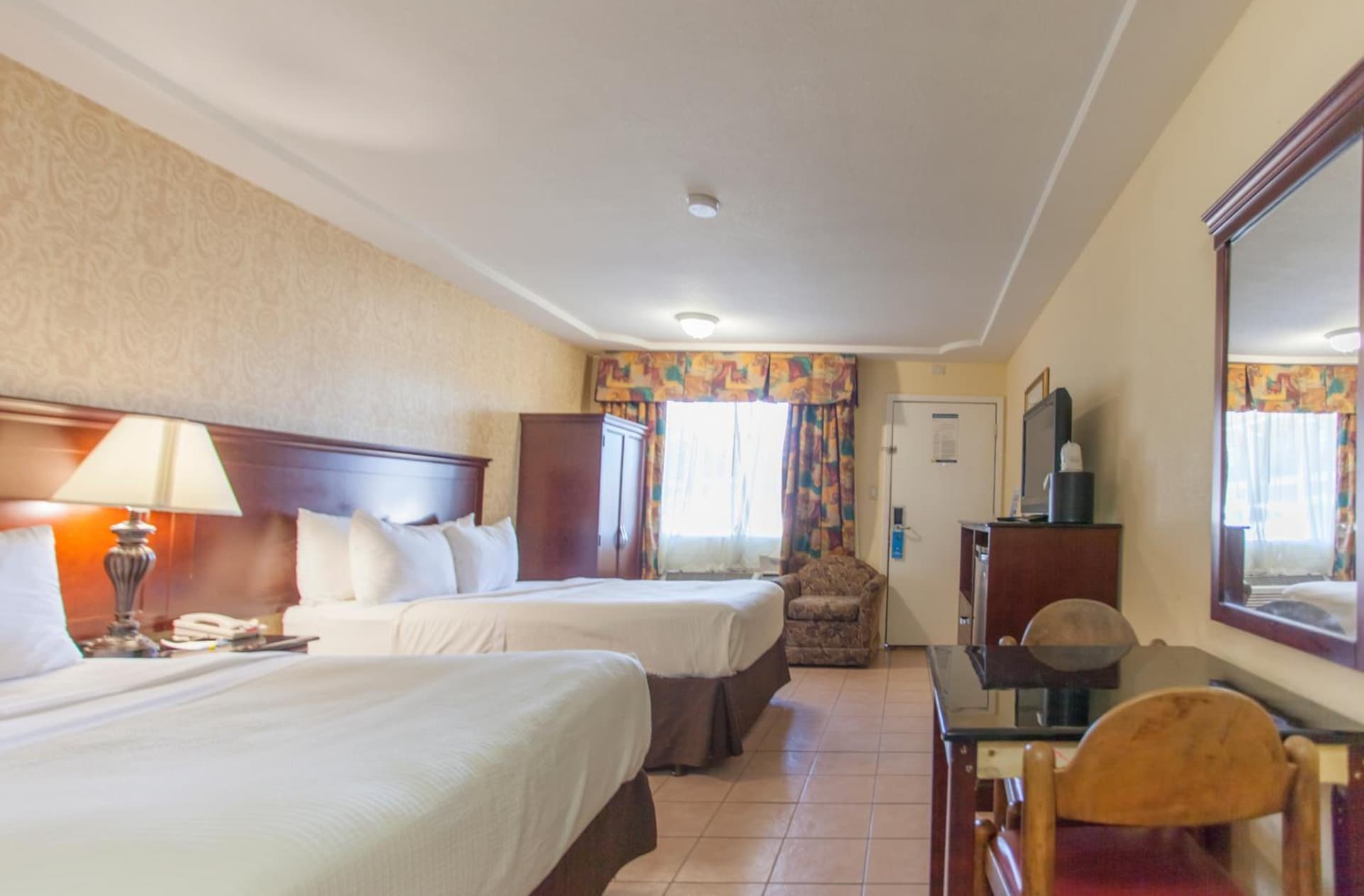Days Inn by Wyndham Shenandoah gallery photo in The Woodlands, TX — image 43
