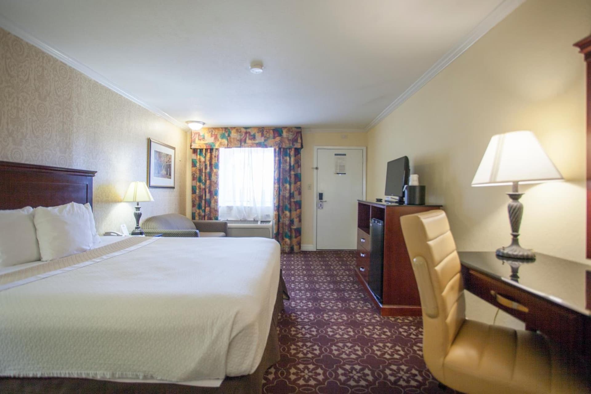 Days Inn by Wyndham Shenandoah gallery photo in The Woodlands, TX — image 70