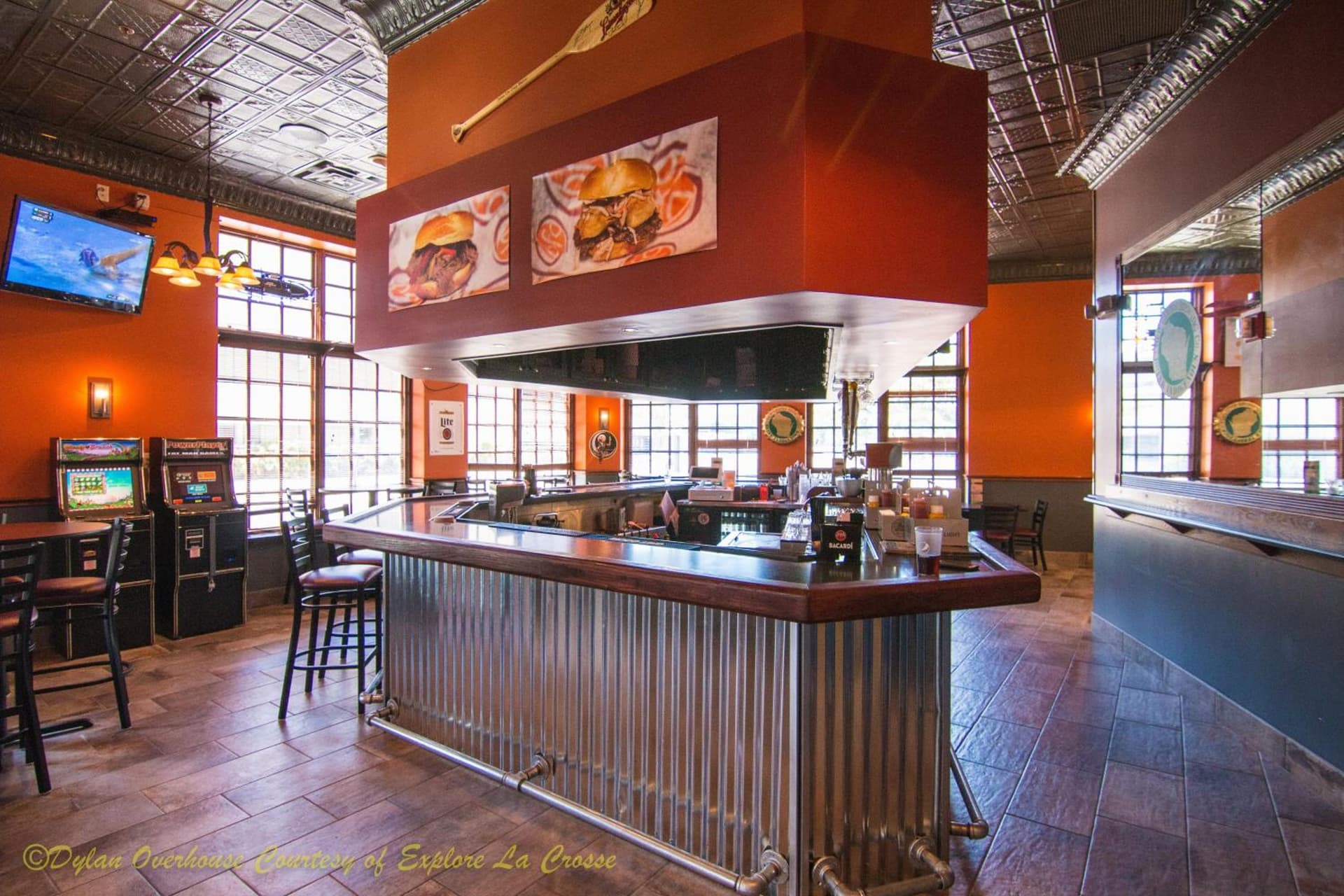 Holiday Inn & Suites Downtown La Crosse, an IHG Hotel interior in La Crosse, WI — gallery photo 2