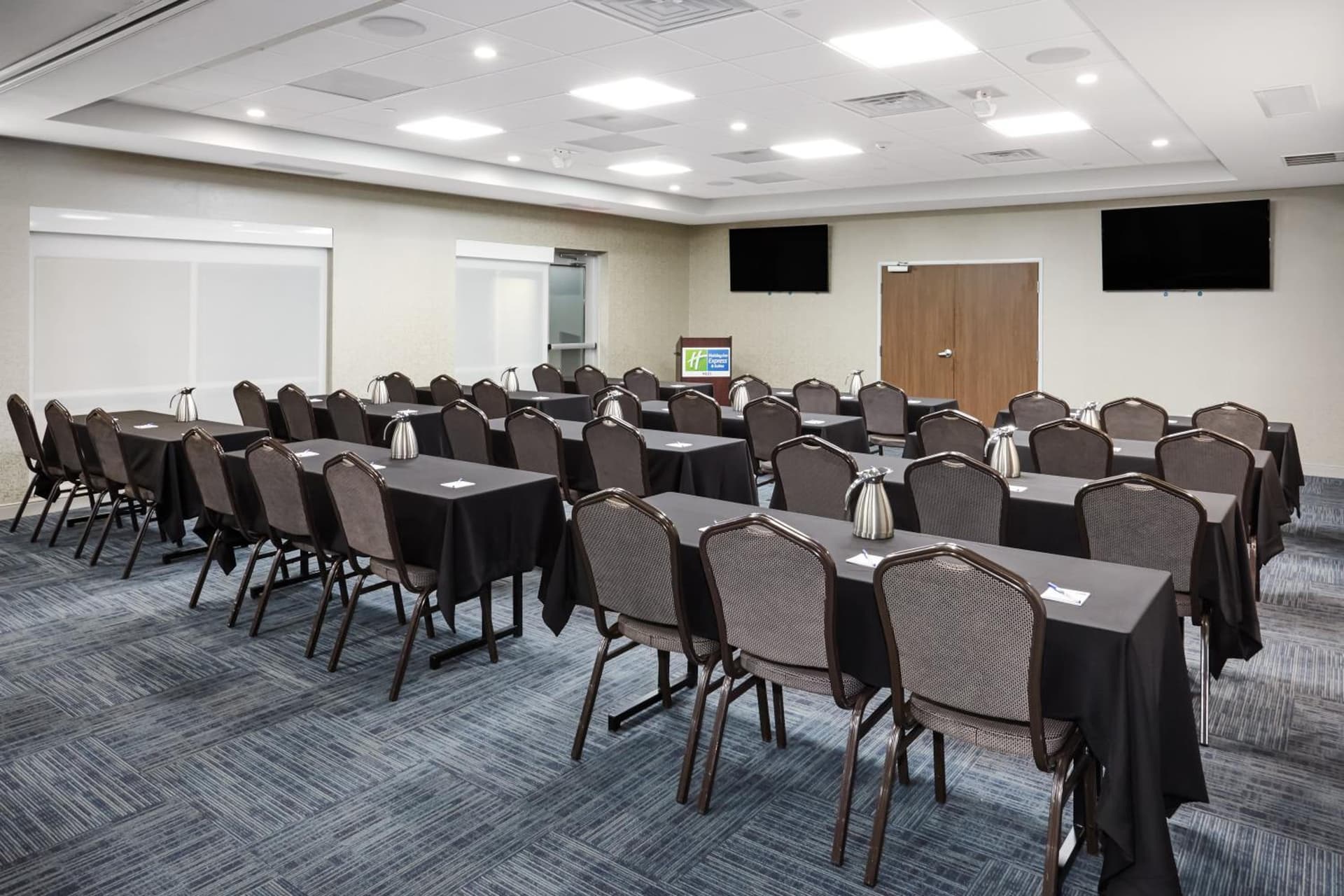 Holiday Inn Express & Suites Chicago North Shore - Niles by IHG gallery photo in Niles, IL — image 15