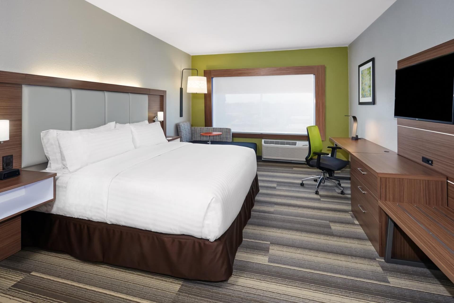 Holiday Inn Express & Suites Chicago North Shore - Niles by IHG gallery photo in Niles, IL — image 14