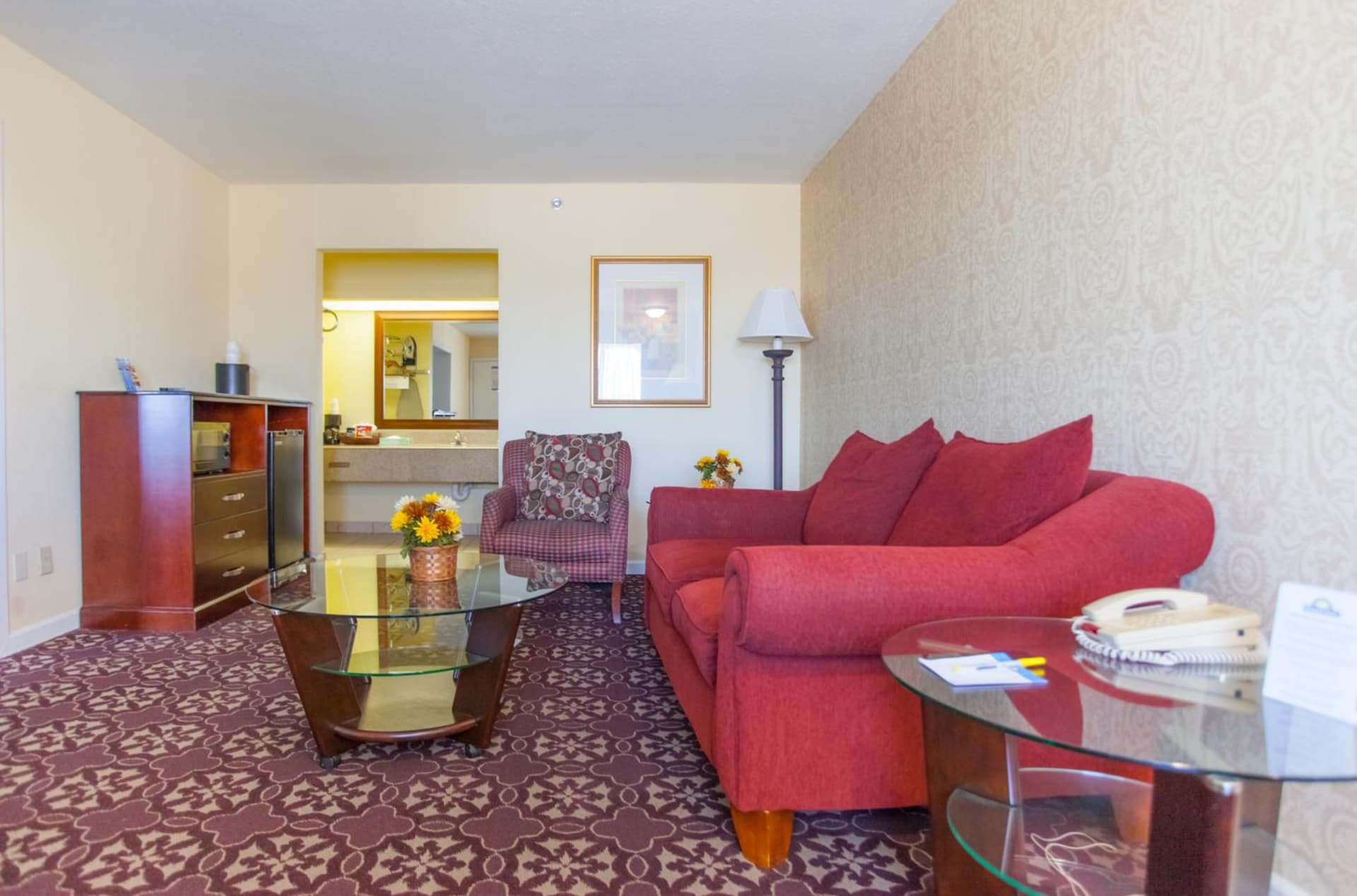 Days Inn by Wyndham Shenandoah gallery photo in The Woodlands, TX — image 107