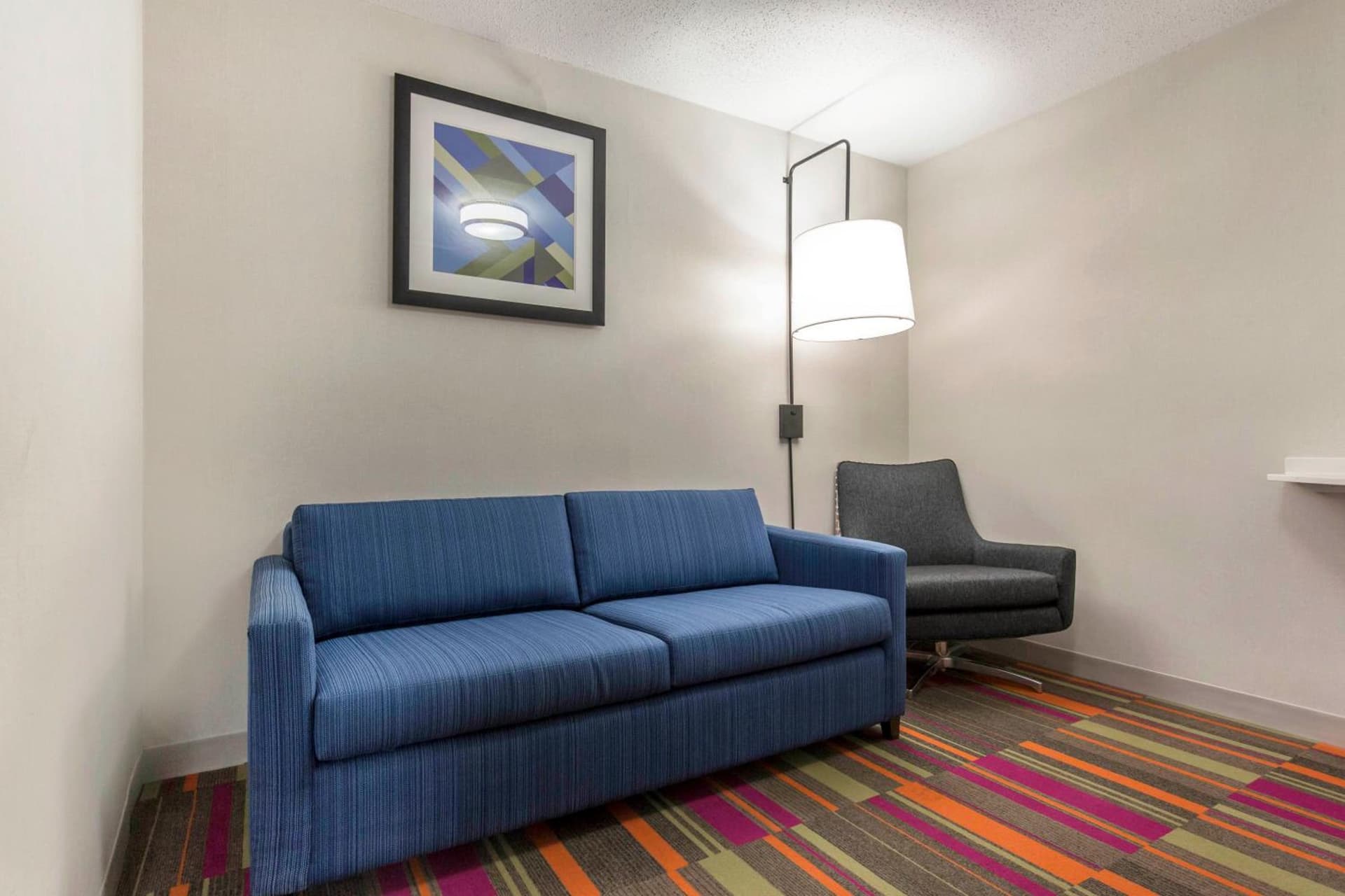 Holiday Inn Express & Suites Chicago West - St Charles by IHG gallery photo in Saint Charles, IL — image 32
