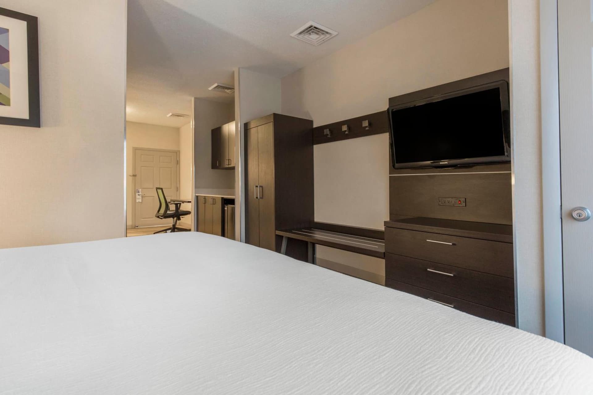Holiday Inn Express & Suites Chicago West - St Charles by IHG gallery photo in Saint Charles, IL — image 60