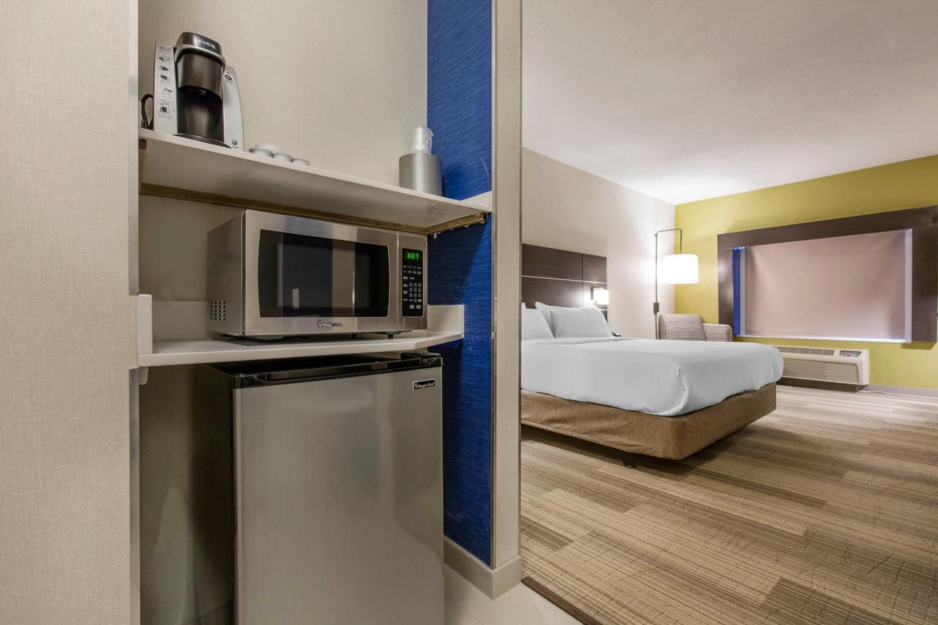 Holiday Inn Express & Suites Chicago West - St Charles by IHG gallery photo in Saint Charles, IL — image 56