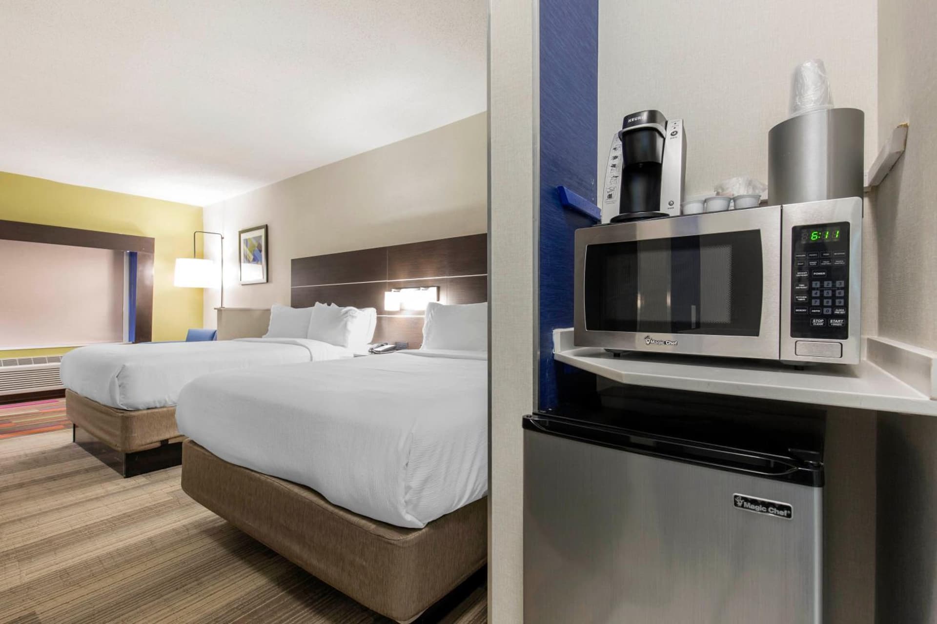 Holiday Inn Express & Suites Chicago West - St Charles by IHG gallery photo in Saint Charles, IL — image 46