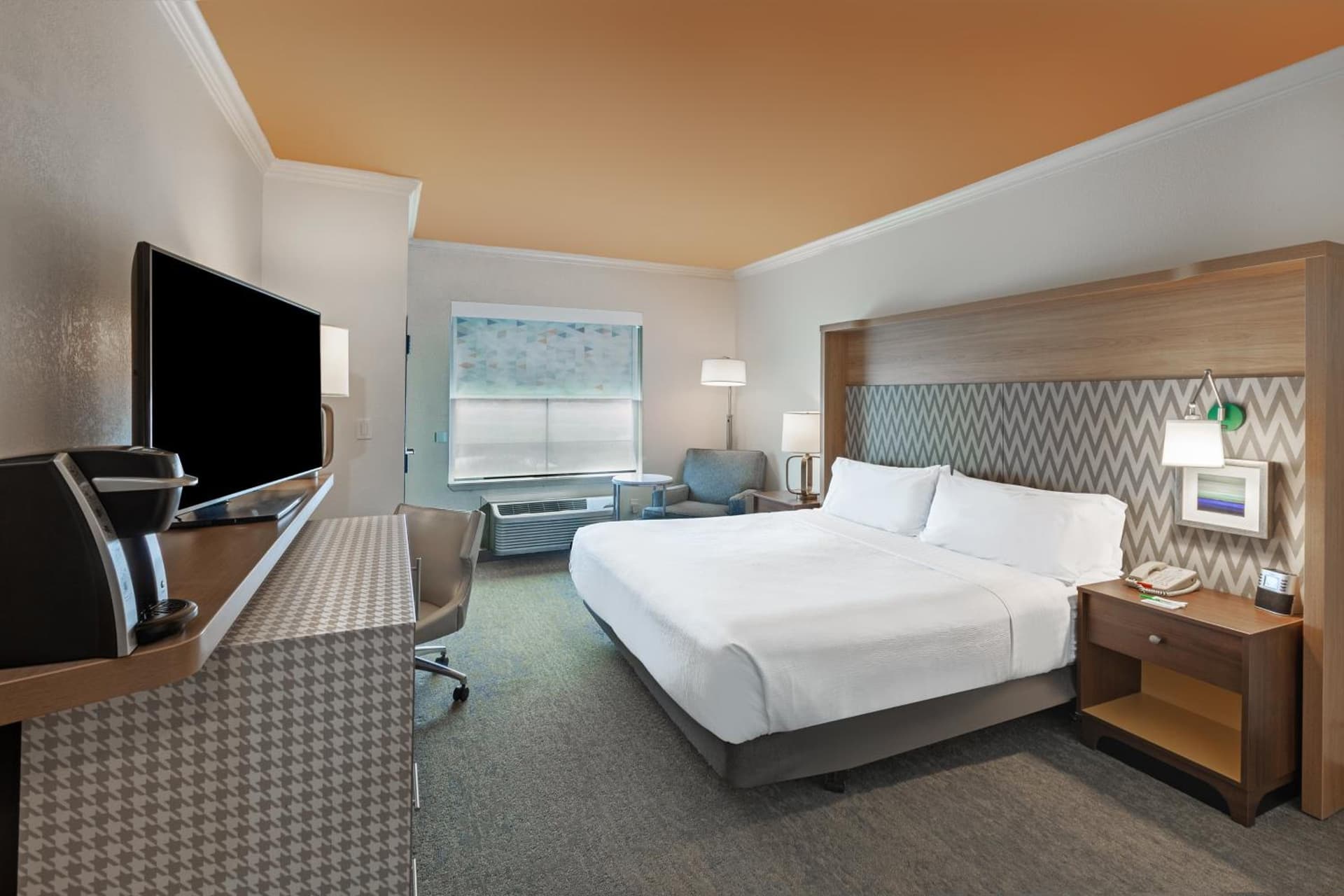 Holiday Inn & Suites McKinney - N Allen by IHG gallery photo in McKinney, TX — image 8