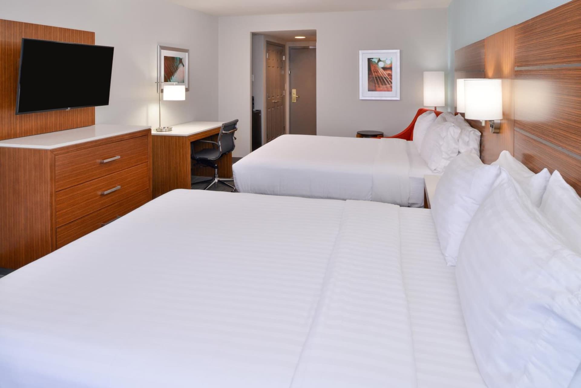 Holiday Inn Express & Suites Austin North Central by IHG gallery photo in Austin, TX — image 9