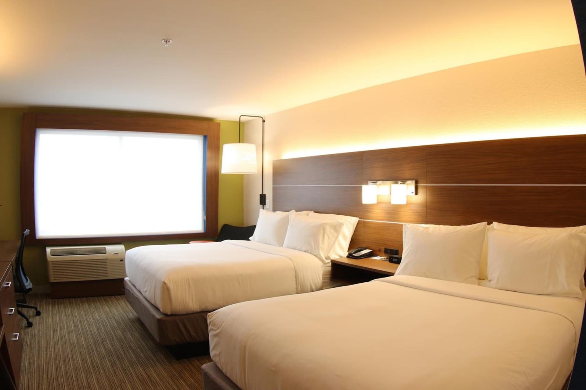 Holiday Inn Express & Suites - Detroit Northwest - Livonia by IHG gallery photo in Livonia, MI — image 5