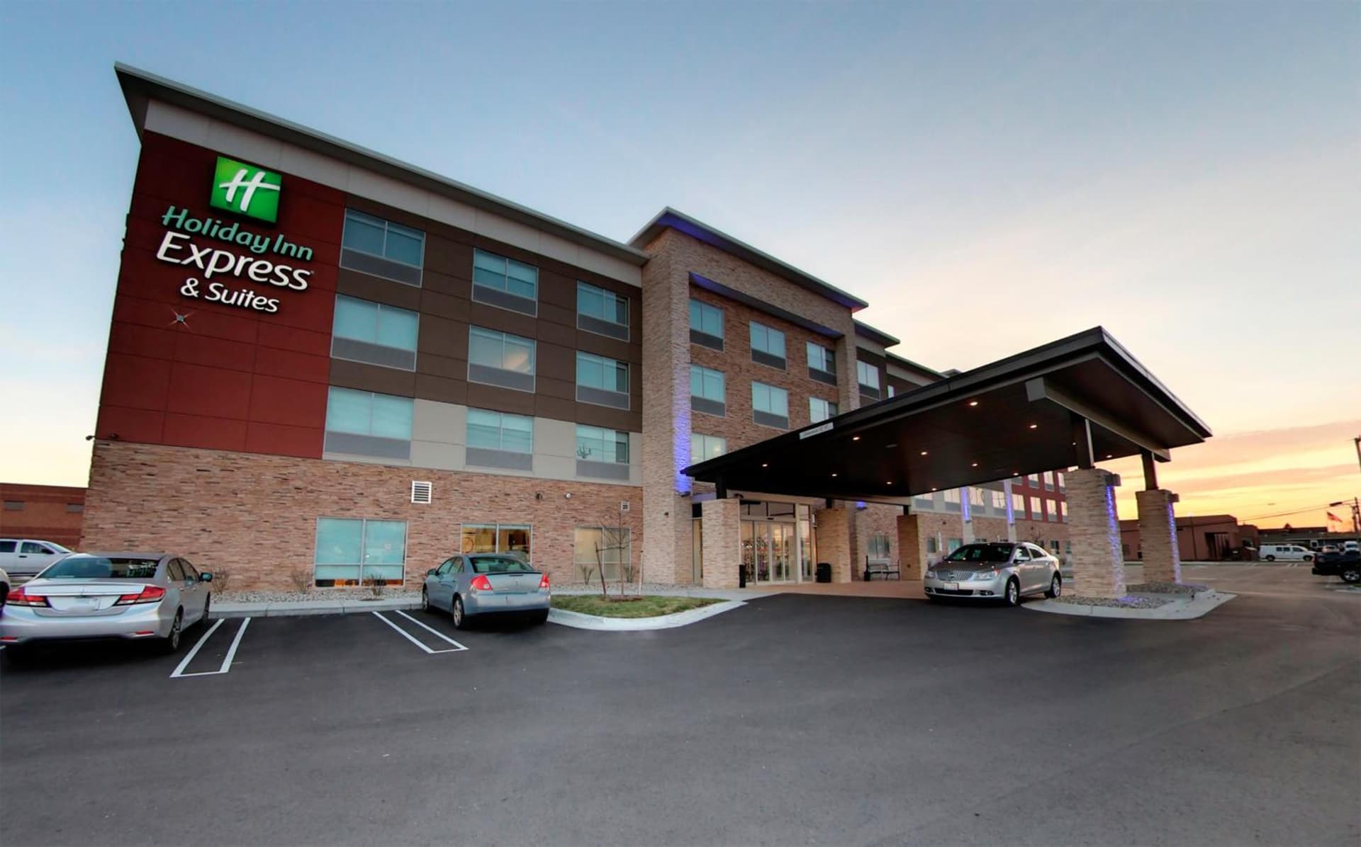 Holiday Inn Express & Suites - Detroit Northwest - Livonia by IHG featured exterior or lobby in Livonia, MI — similar hotel