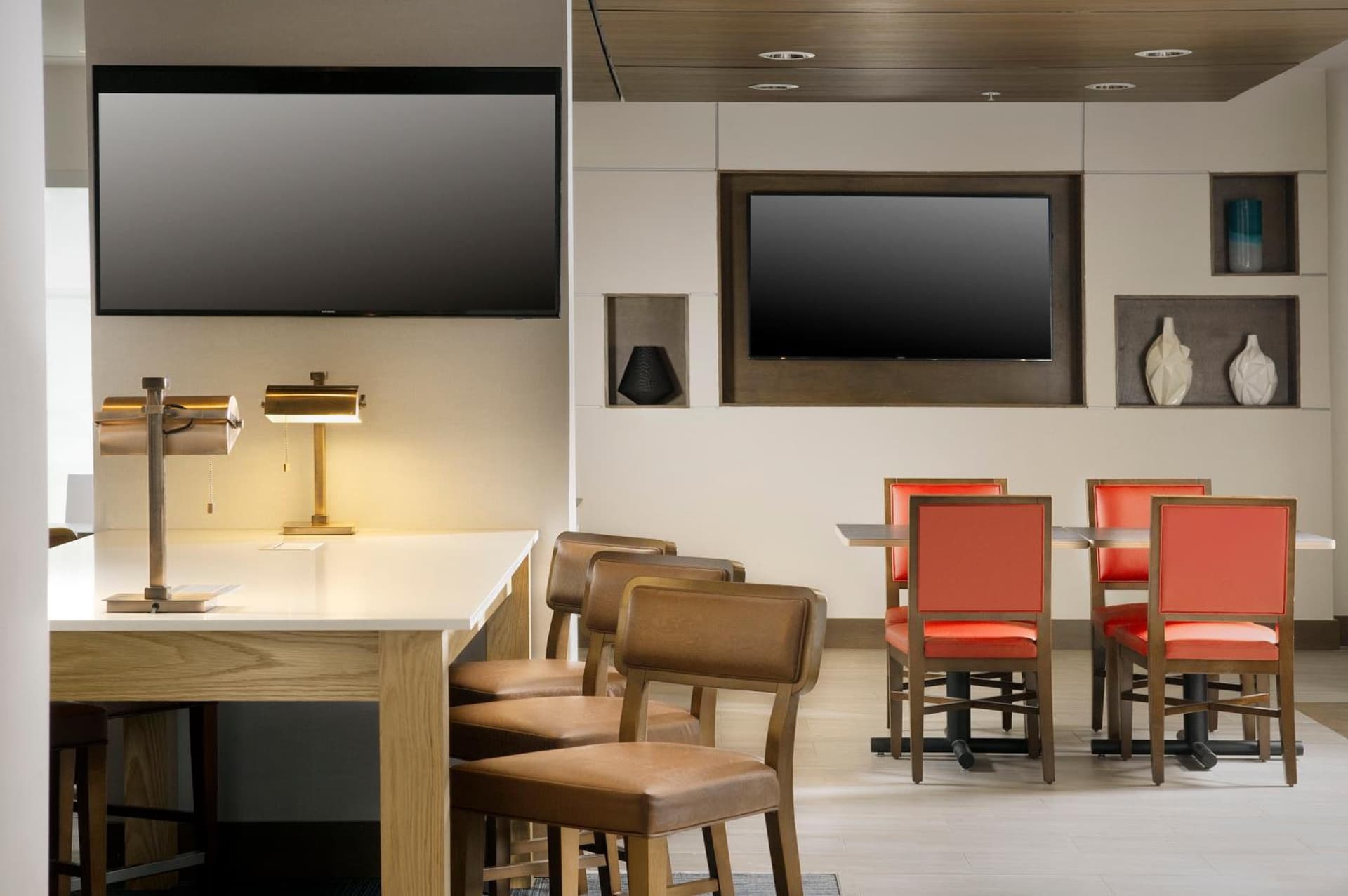 Holiday Inn Express & Suites Bay City by IHG property views in Bay City, TX — gallery photo 3