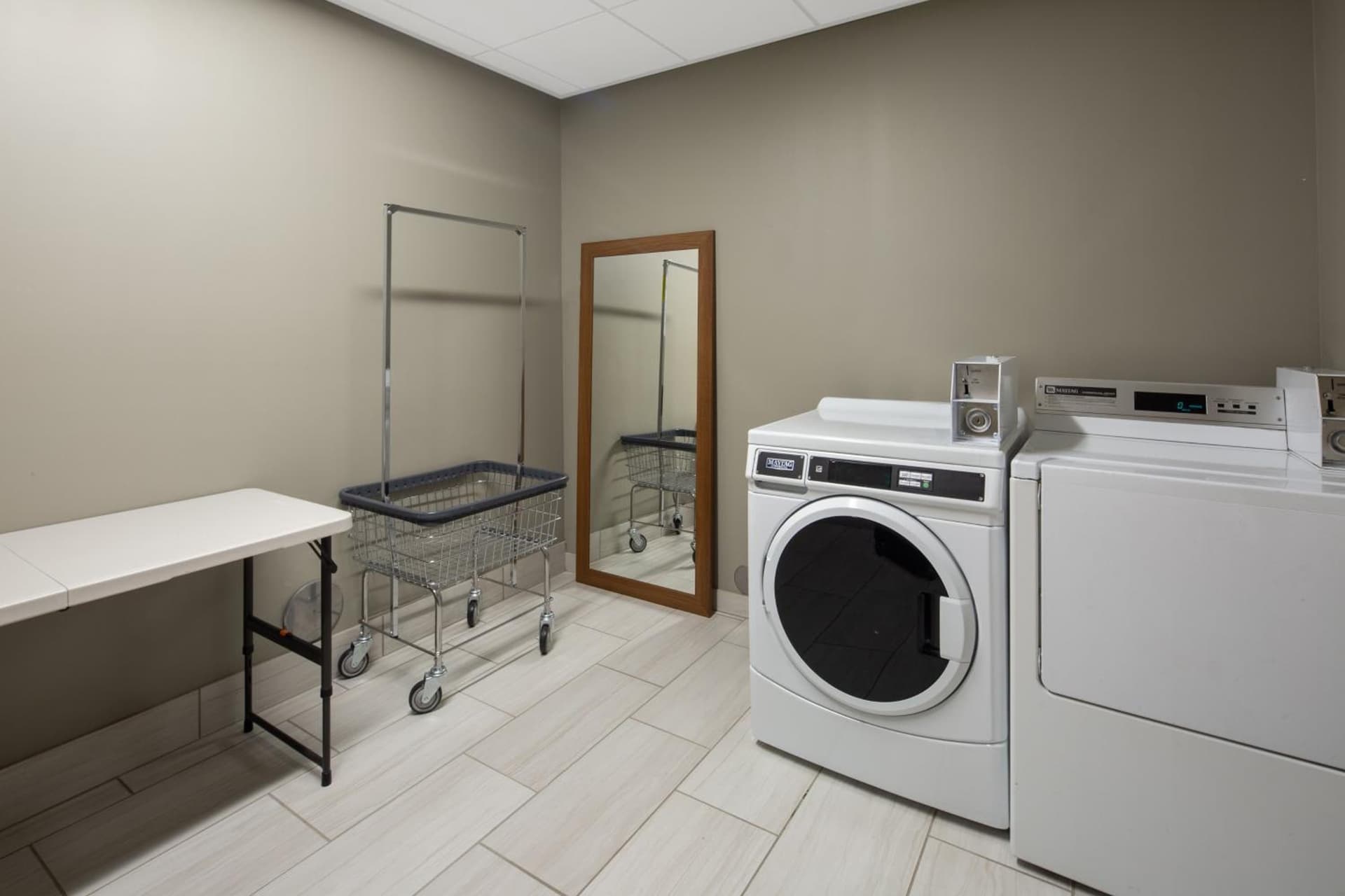 Holiday Inn Express & Suites Chico by IHG gallery photo in Chico, CA — image 9