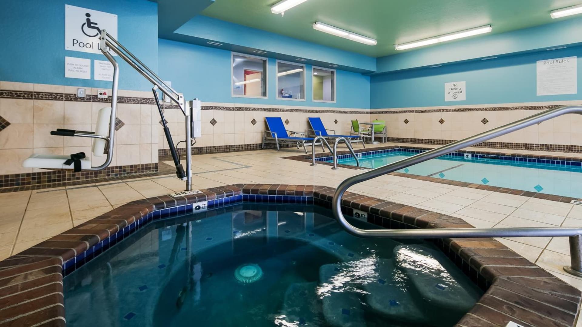 Holiday Inn Express Hotel & Suites Everett by IHG gallery photo in Everett, WA — image 27