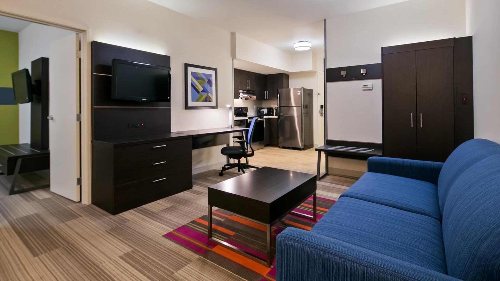 Holiday Inn Express Hotel & Suites Everett by IHG gallery photo in Everett, WA — image 47