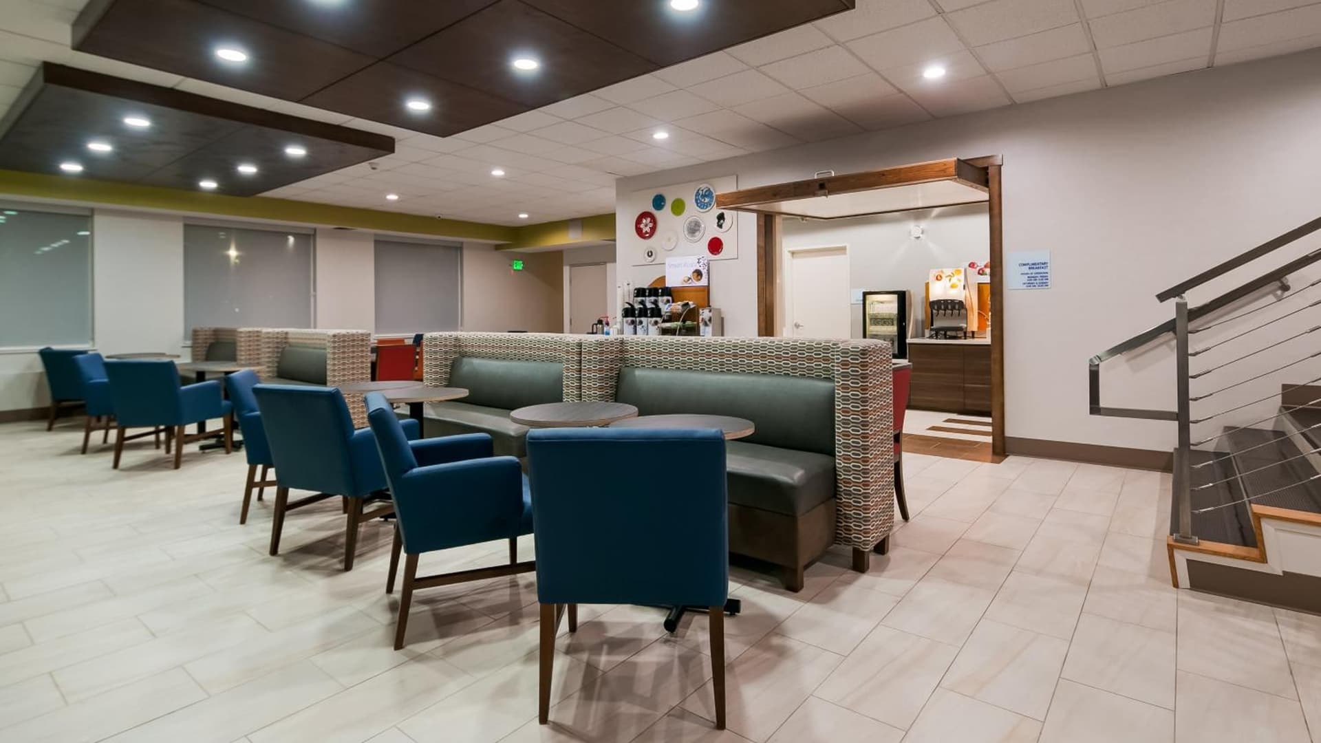 Holiday Inn Express Hotel & Suites Everett by IHG gallery photo in Everett, WA — image 5