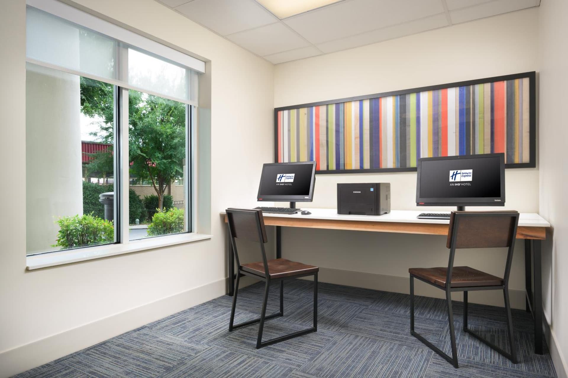 Holiday Inn Express Hotel & Suites Chattanooga Downtown by IHG property views in Chattanooga, TN — gallery photo 3