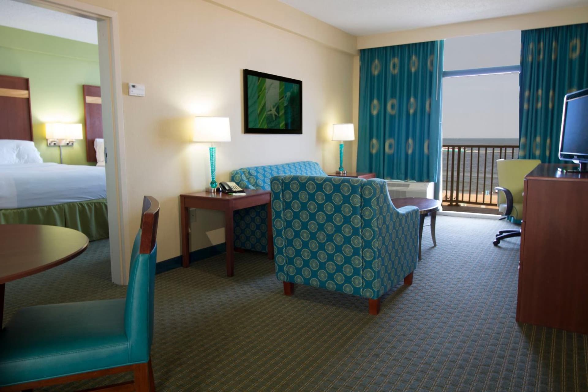 Holiday Inn & Suites Virginia Beach - North Beach by IHG gallery photo in Virginia Beach, VA — image 19
