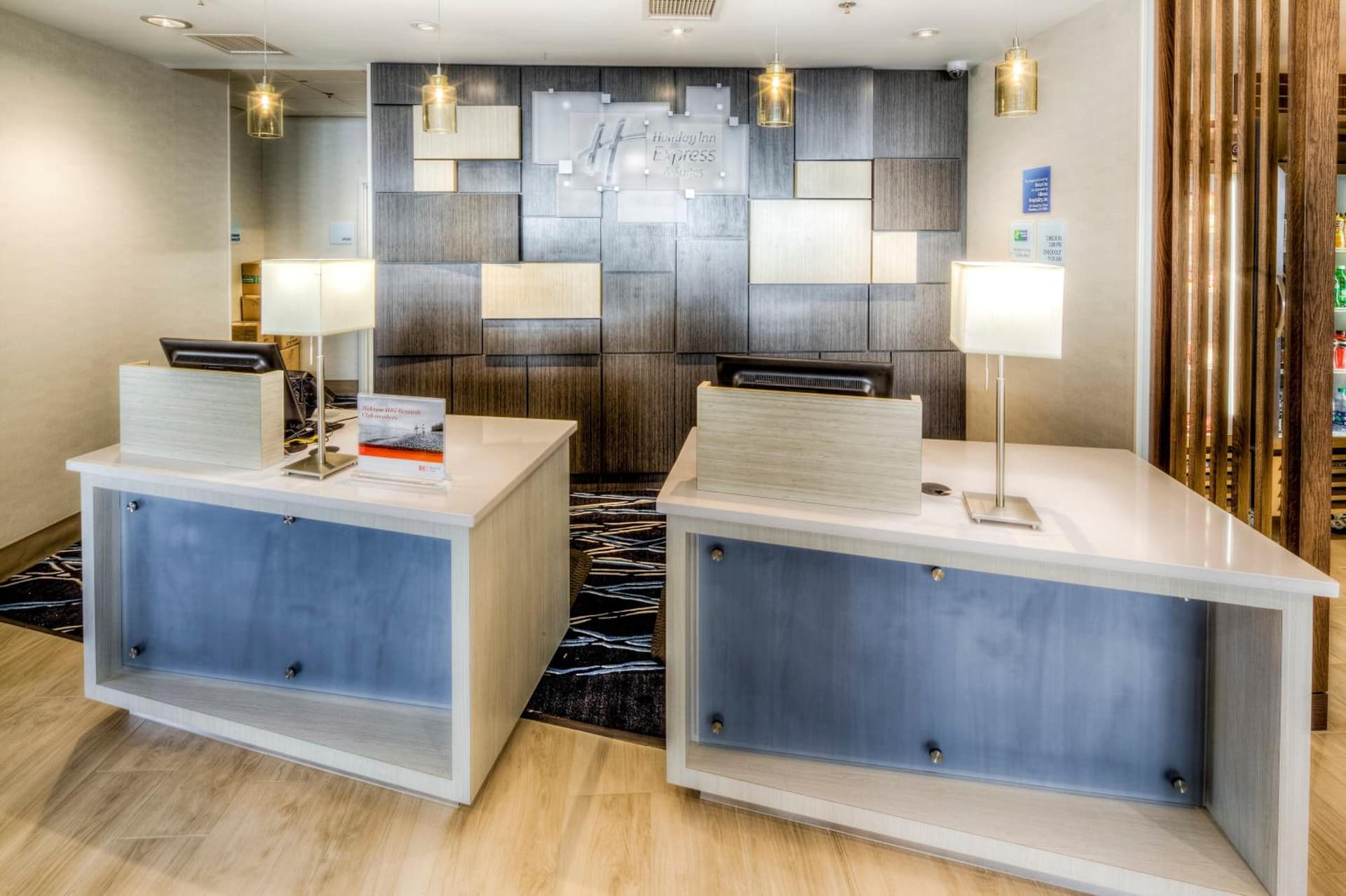 Holiday Inn Express & Suites Cleveland/Westlake by IHG gallery photo in Westlake, OH — image 7