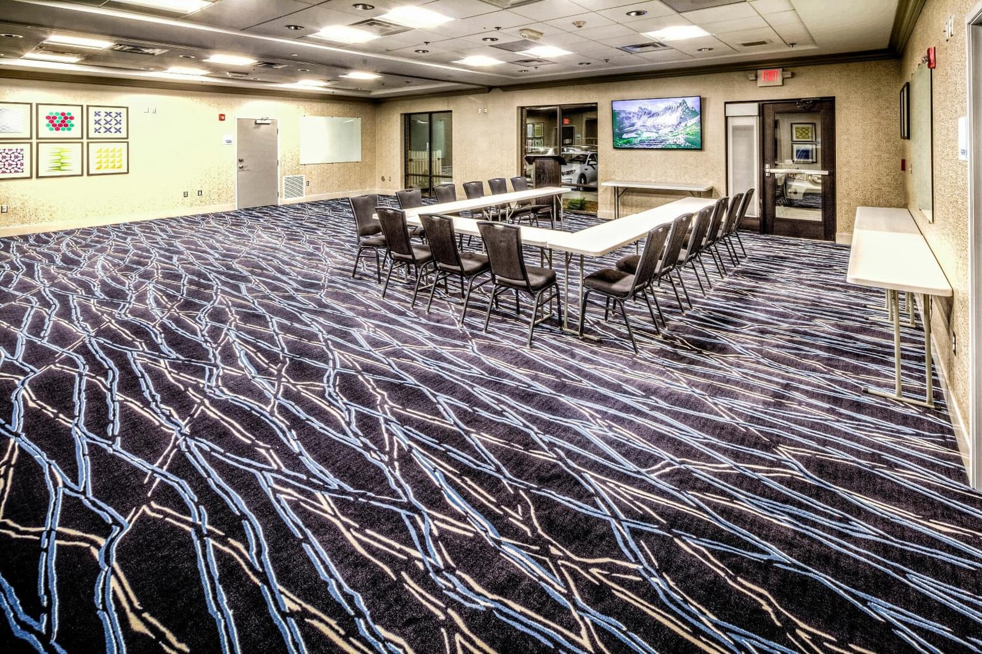 Holiday Inn Express & Suites Cleveland/Westlake by IHG gallery photo in Westlake, OH — image 16