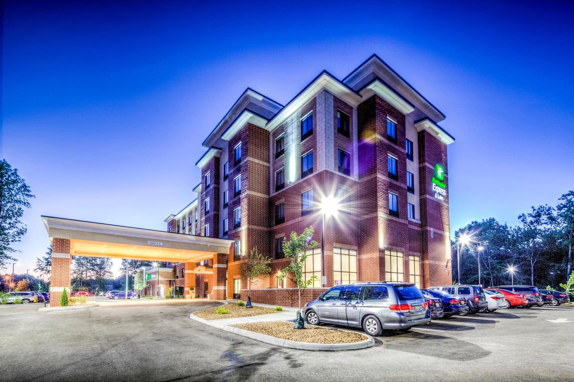 Holiday Inn Express & Suites Cleveland/Westlake by IHG featured exterior or lobby in Westlake, OH — similar hotel