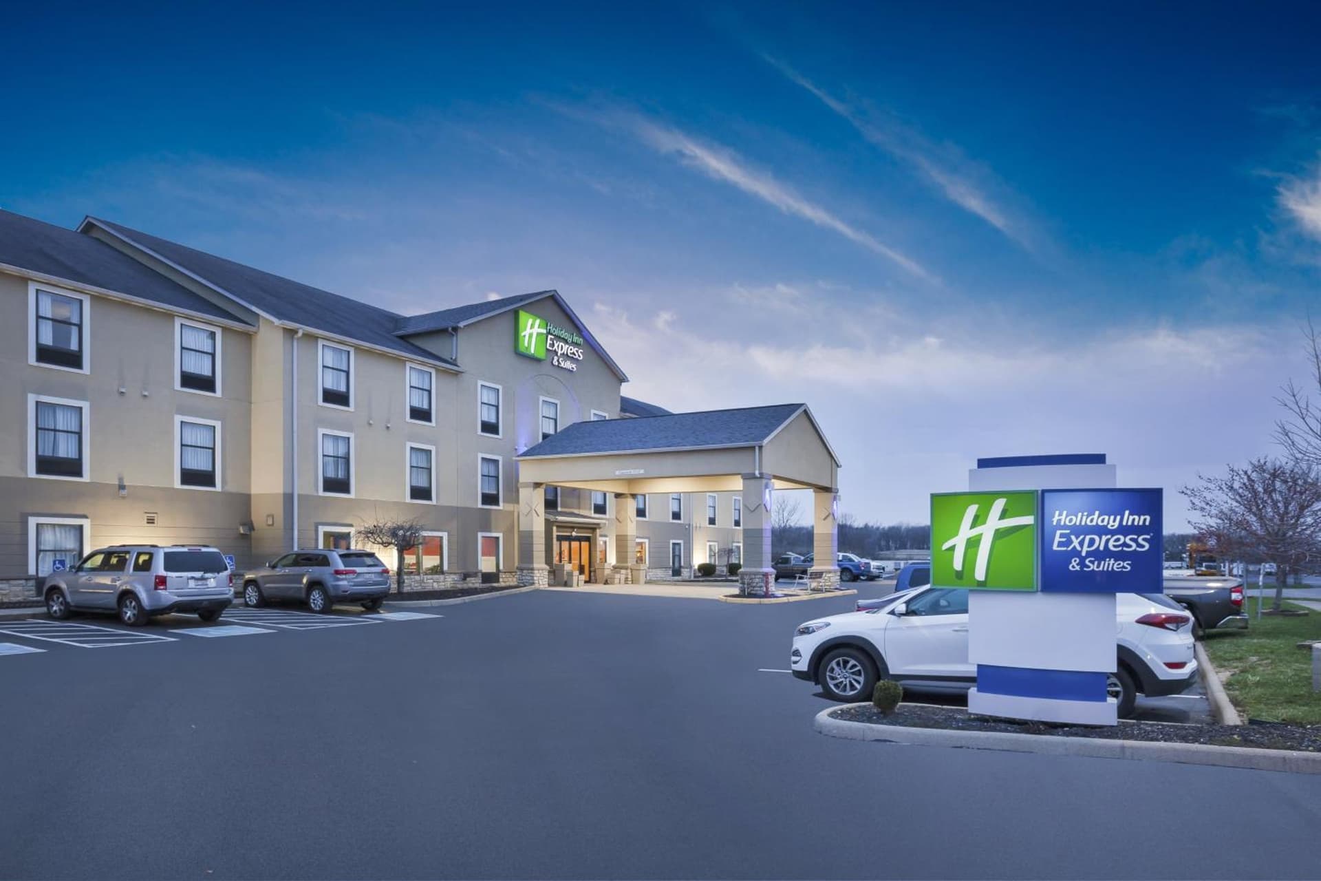 Holiday Inn Express Hotel & Suites Circleville by IHG featured exterior or lobby in Circleville, OH — similar hotel