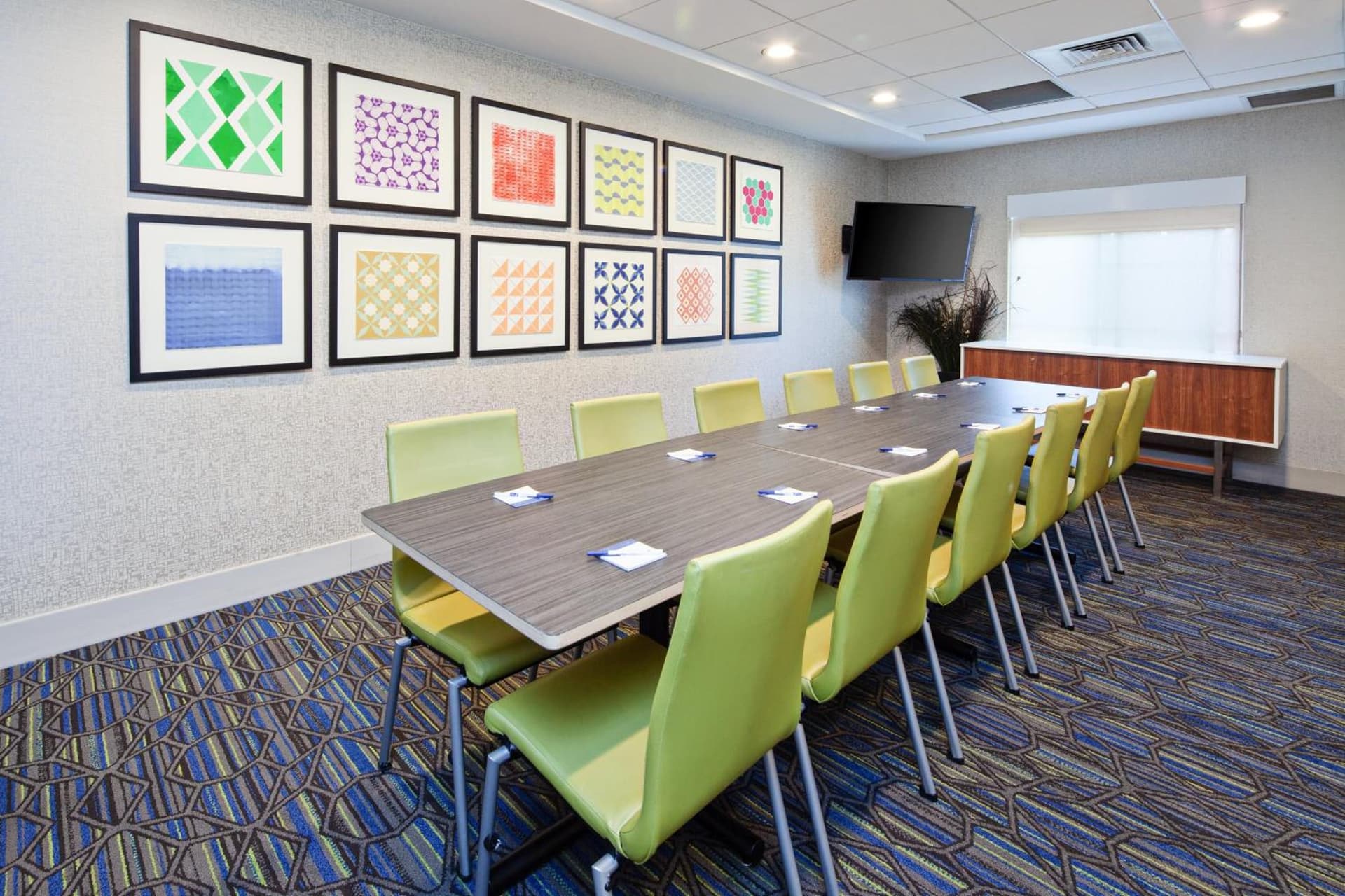 Holiday Inn Express & Suites Clovis Fresno Area by IHG gallery photo in Clovis, CA — image 17