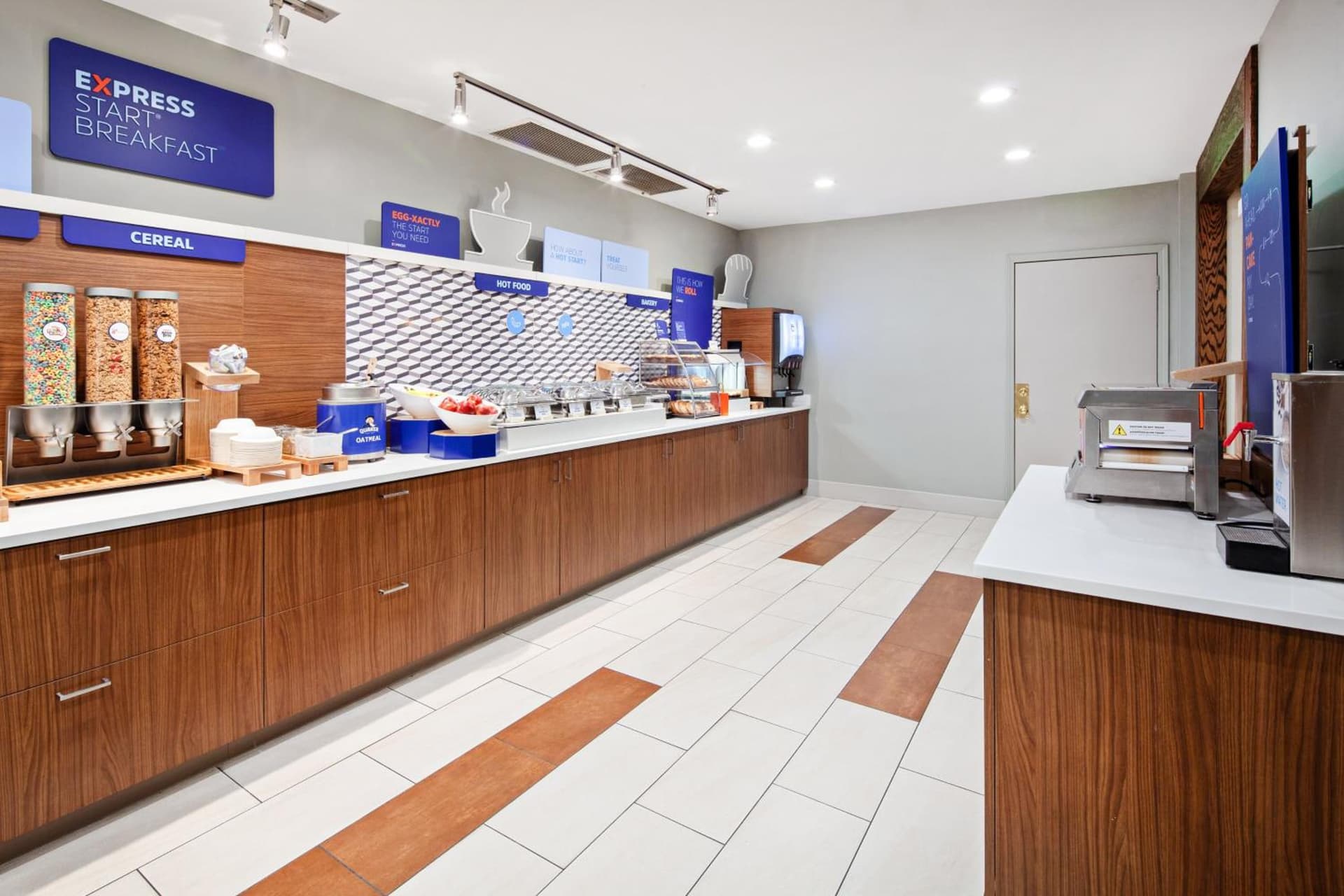 Holiday Inn Express & Suites Clovis Fresno Area by IHG gallery photo in Clovis, CA — image 33