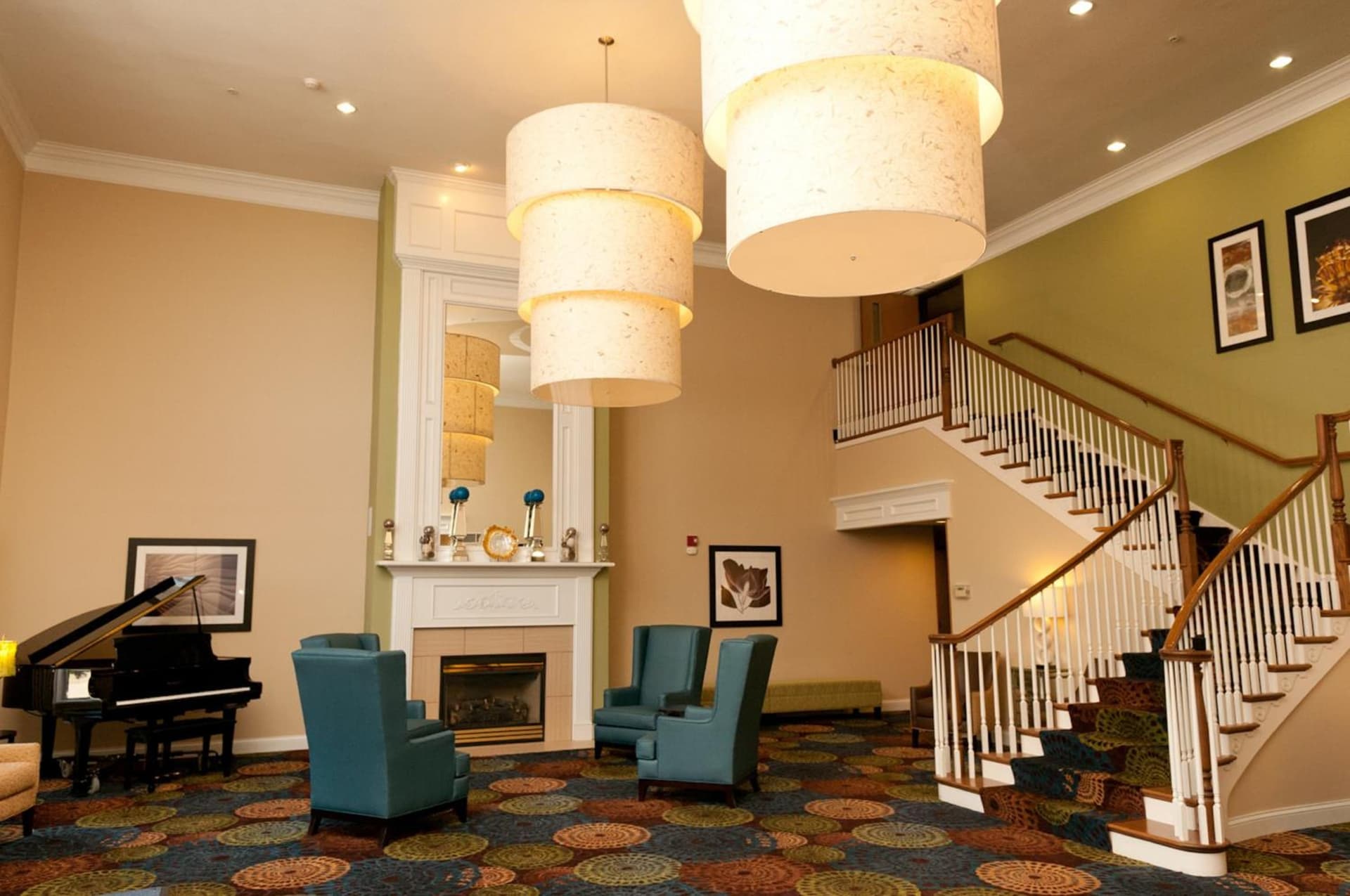 Holiday Inn Express Hotel & Suites Bloomington-Normal University Area by IHG interior in Bloomington, IL — gallery photo 2