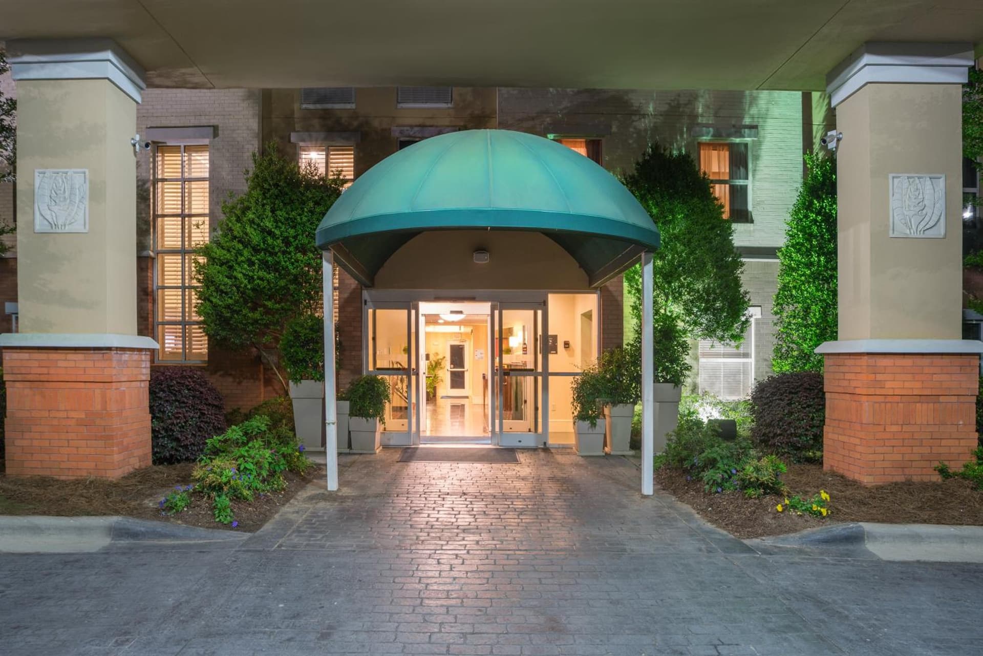 Comfort Suites near Birkdale Village- Huntersville gallery photo in Huntersville, NC — image 17
