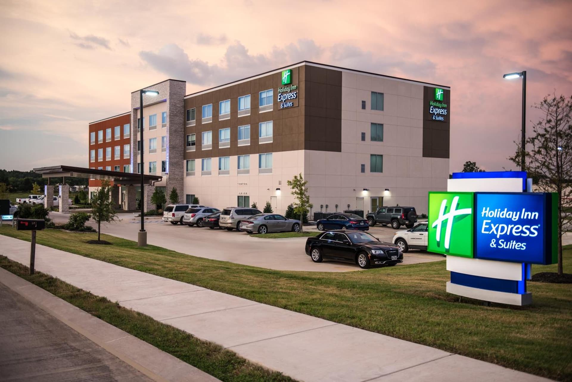 Holiday Inn Express & Suites Ruston by IHG featured exterior or lobby in Ruston, LA — similar hotel