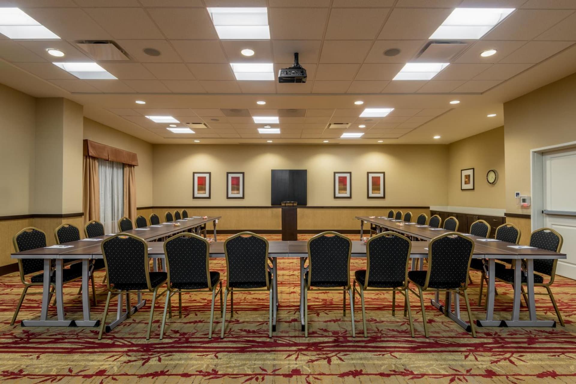 Holiday Inn Express & Suites Denver South - Castle Rock by IHG gallery photo in Castle Rock, CO — image 22