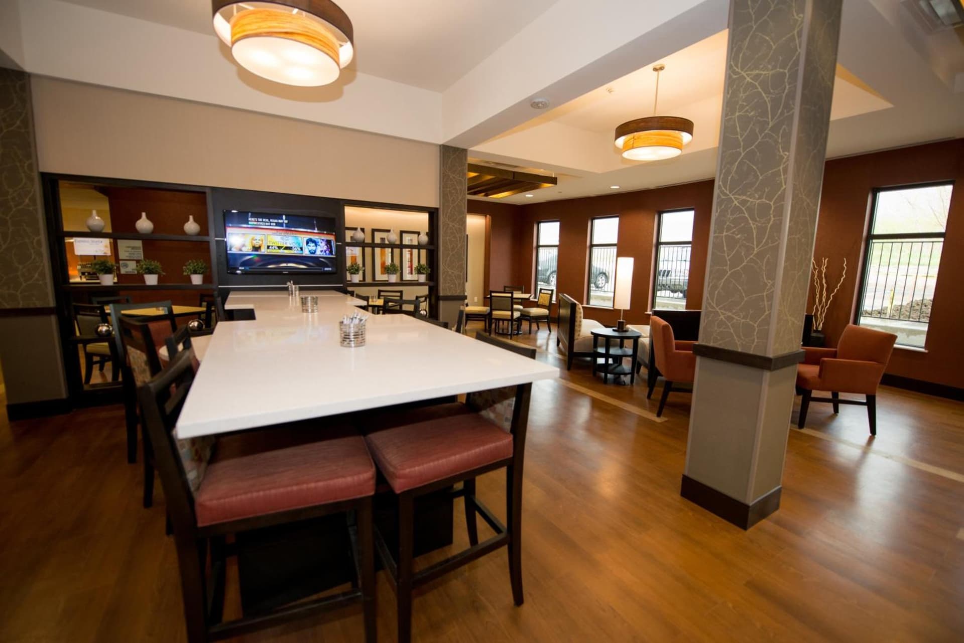 Holiday Inn Express & Suites Denver South - Castle Rock by IHG interior in Castle Rock, CO — gallery photo 2