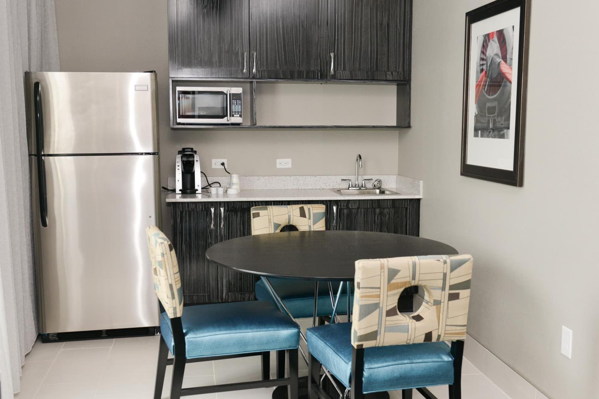 Holiday Inn Express & Suites - Charlotte Airport by IHG gallery photo in Charlotte, NC — image 7