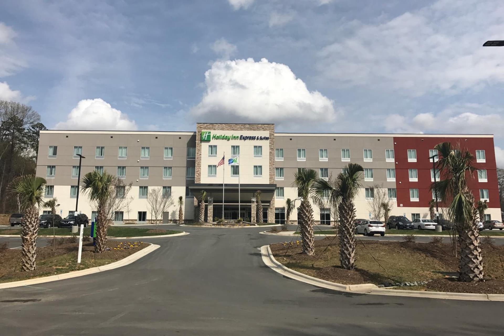 Holiday Inn Express & Suites - Charlotte Airport by IHG gallery photo in Charlotte, NC — image 44