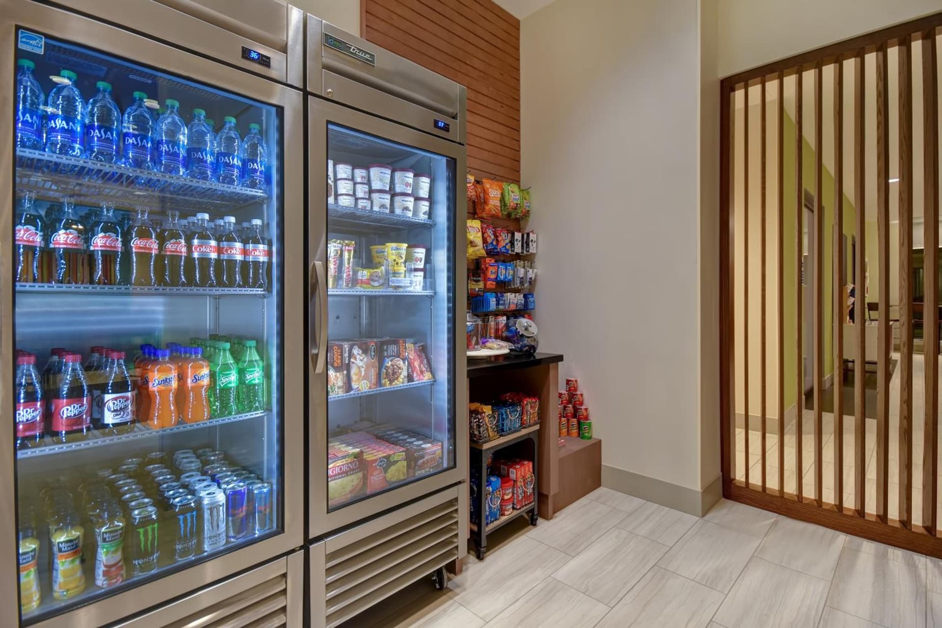 Holiday Inn Express & Suites - Galveston Beach by IHG gallery photo in Galveston, TX — image 4