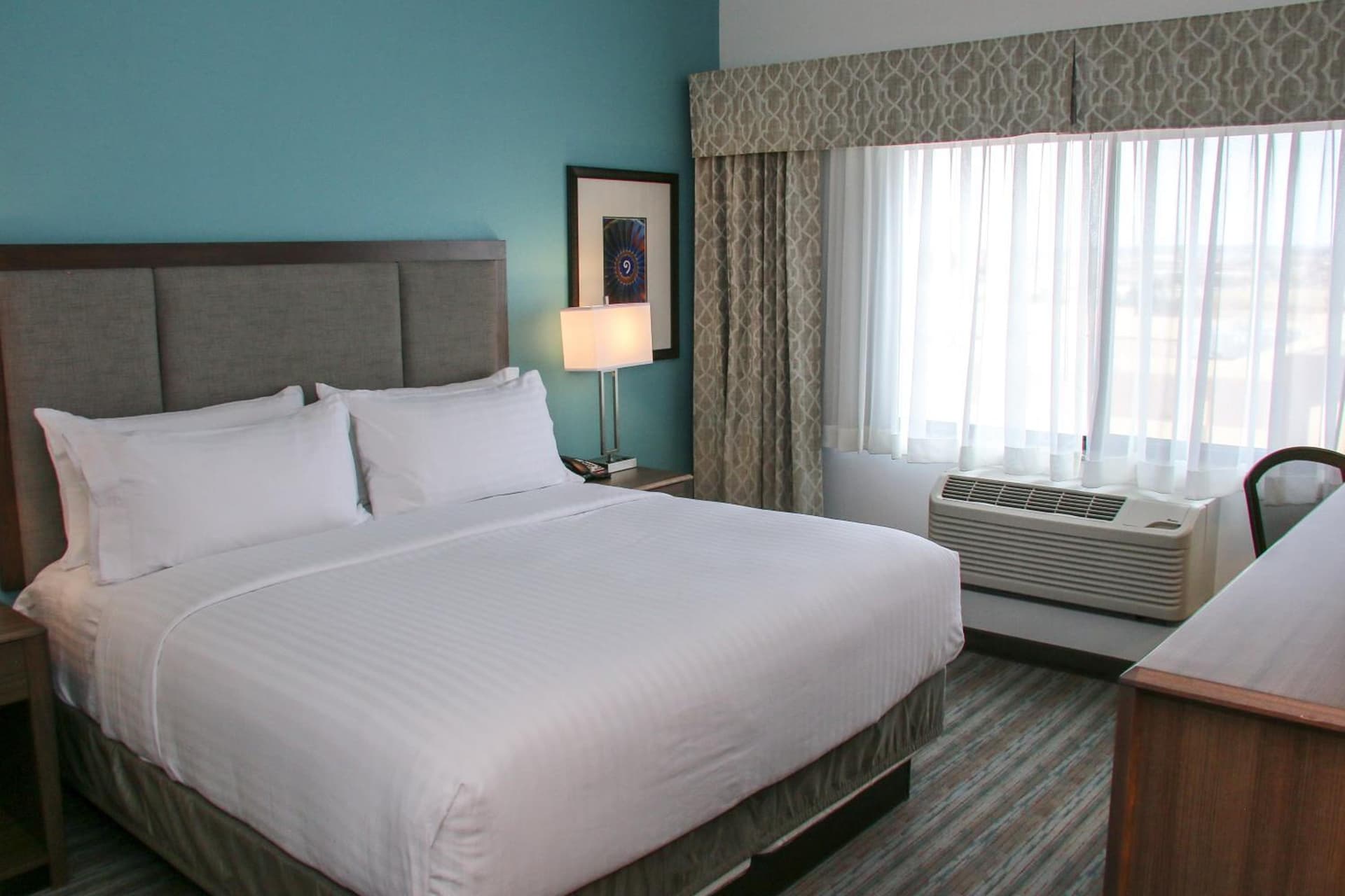 Holiday Inn & Suites Denver Tech Center-Centennial by IHG gallery photo in Centennial, CO — image 17