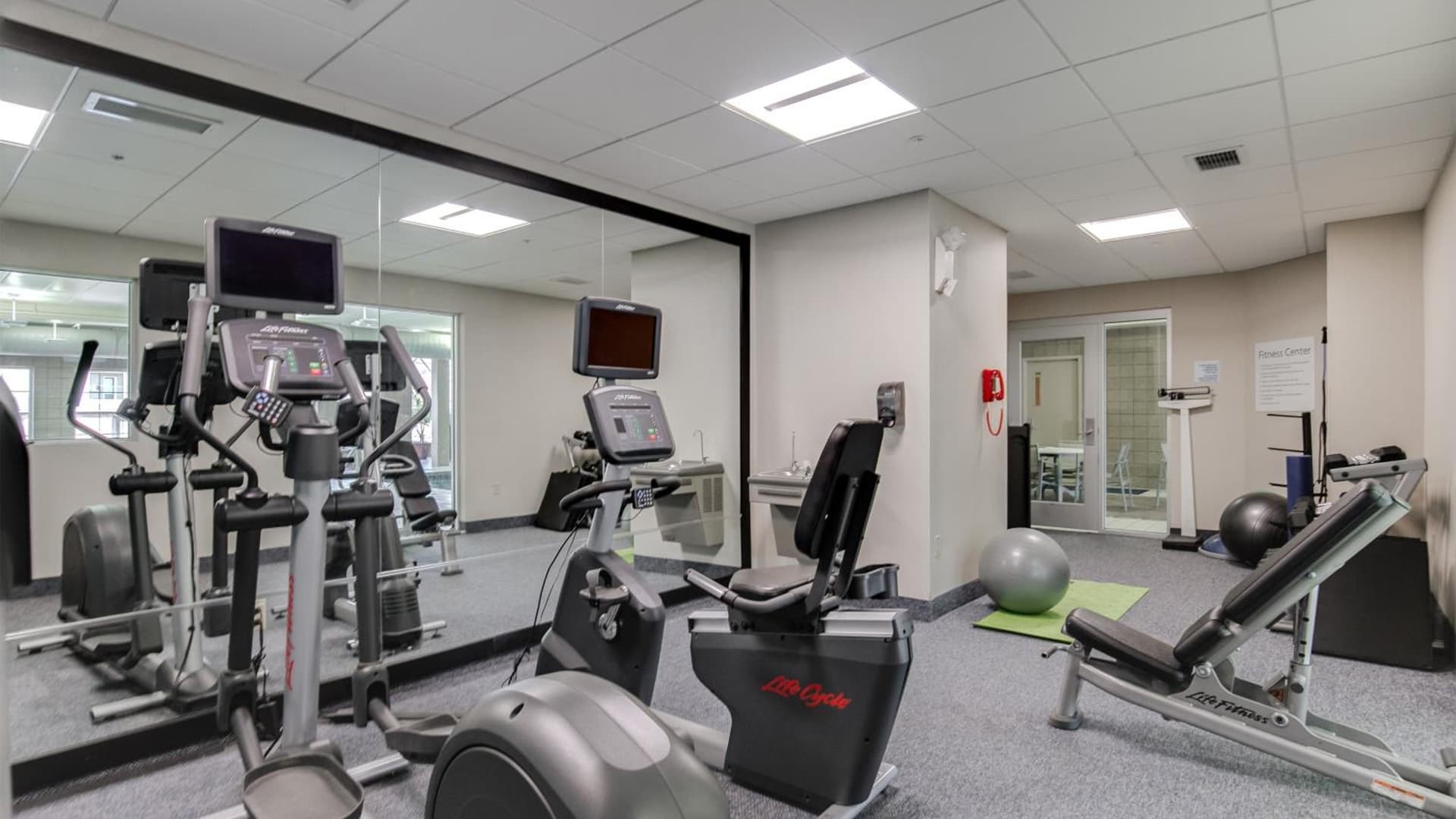 Holiday Inn Express and Suites St. Cloud by IHG gallery photo in Saint Cloud, MN — image 35
