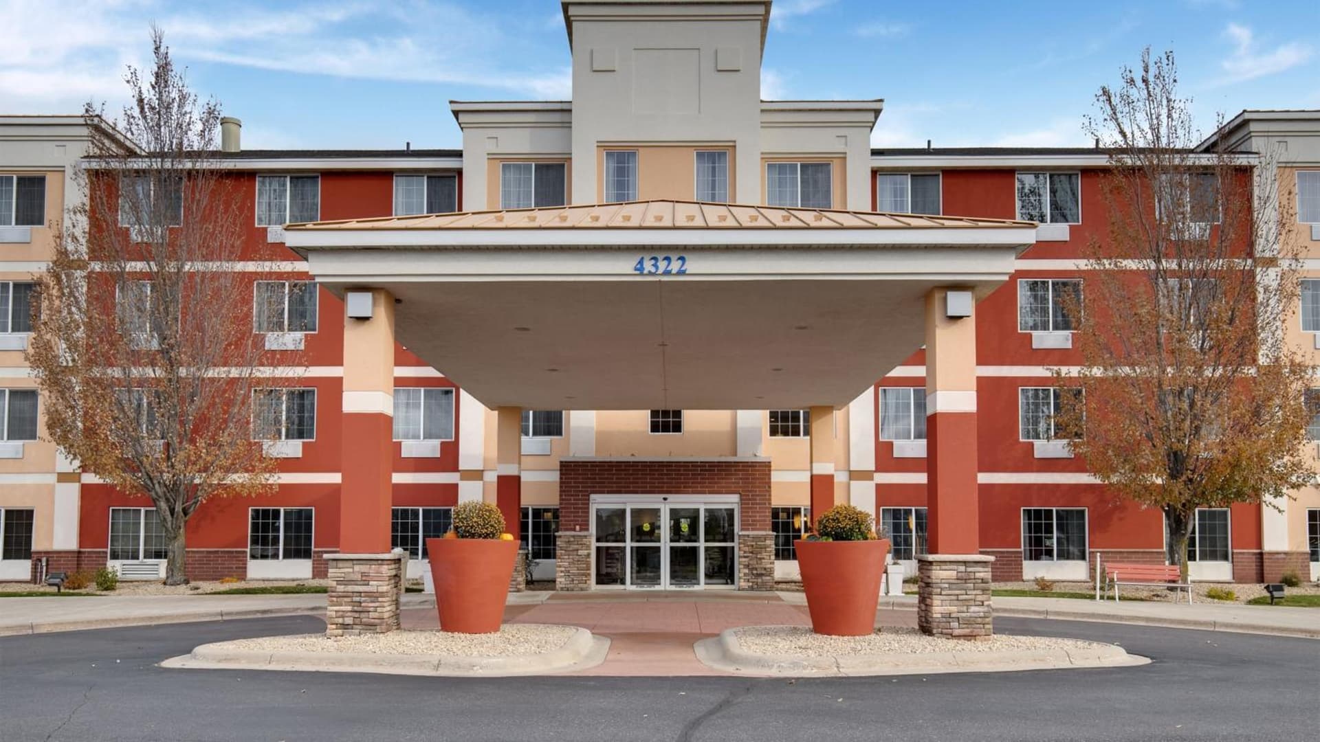 Holiday Inn Express and Suites St. Cloud by IHG gallery photo in Saint Cloud, MN — image 64