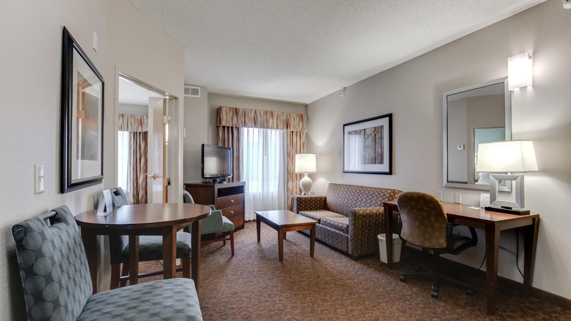 Holiday Inn Express and Suites St. Cloud by IHG gallery photo in Saint Cloud, MN — image 65