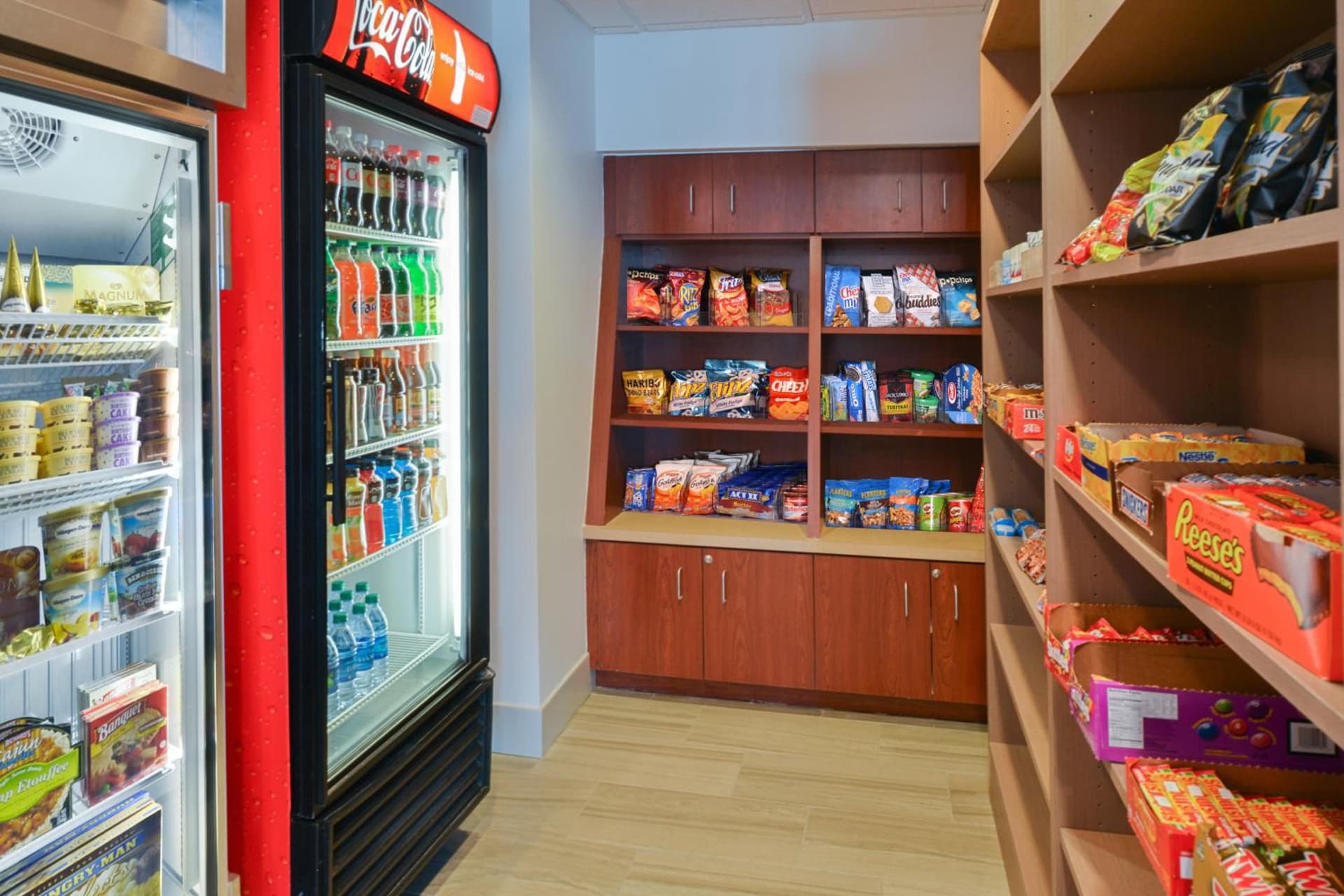Holiday Inn Express Hotel & Suites Urbana-Champaign-U of I Area by IHG gallery photo in Champaign, IL — image 25