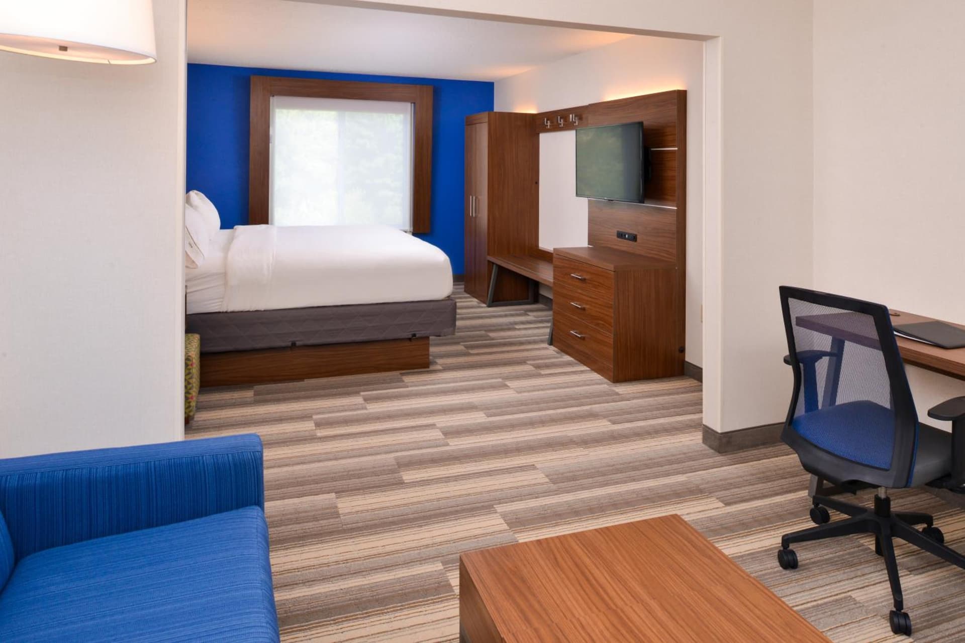 Holiday Inn Express Hotel & Suites Urbana-Champaign-U of I Area by IHG gallery photo in Champaign, IL — image 30