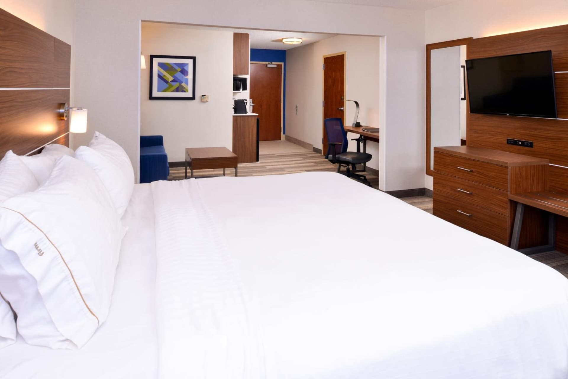 Holiday Inn Express Hotel & Suites Urbana-Champaign-U of I Area by IHG gallery photo in Champaign, IL — image 8