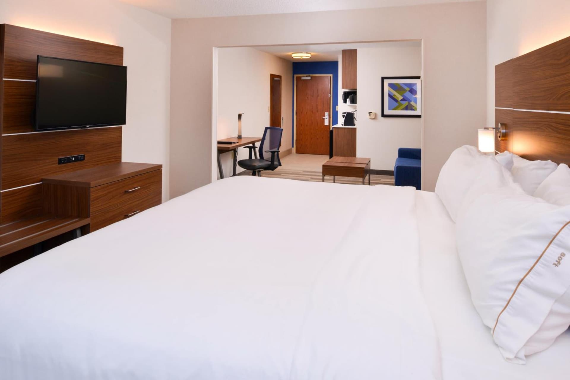 Holiday Inn Express Hotel & Suites Urbana-Champaign-U of I Area by IHG gallery photo in Champaign, IL — image 27