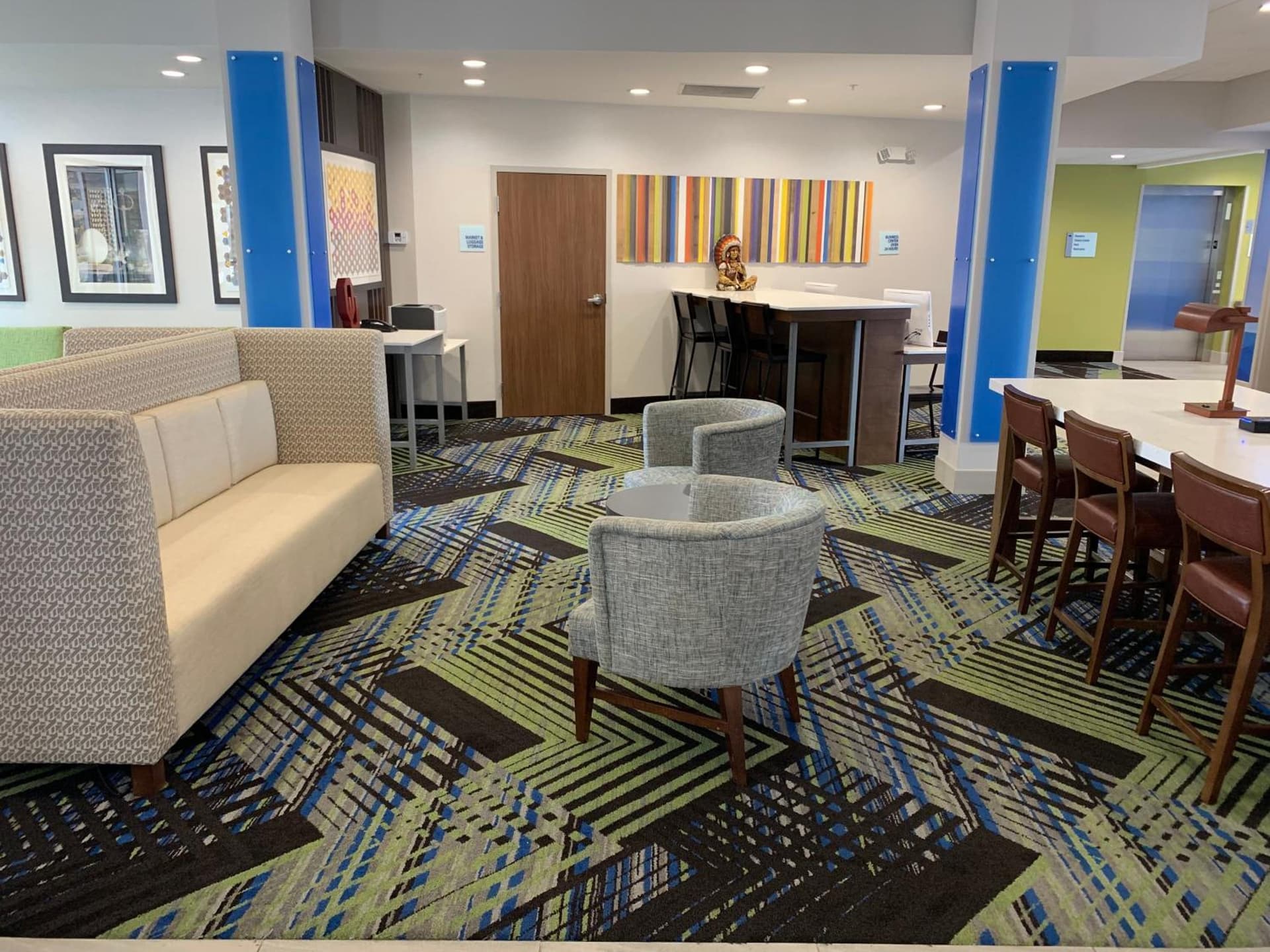 Holiday Inn Express & Suites Moore by IHG gallery photo in Moore, OK — image 35