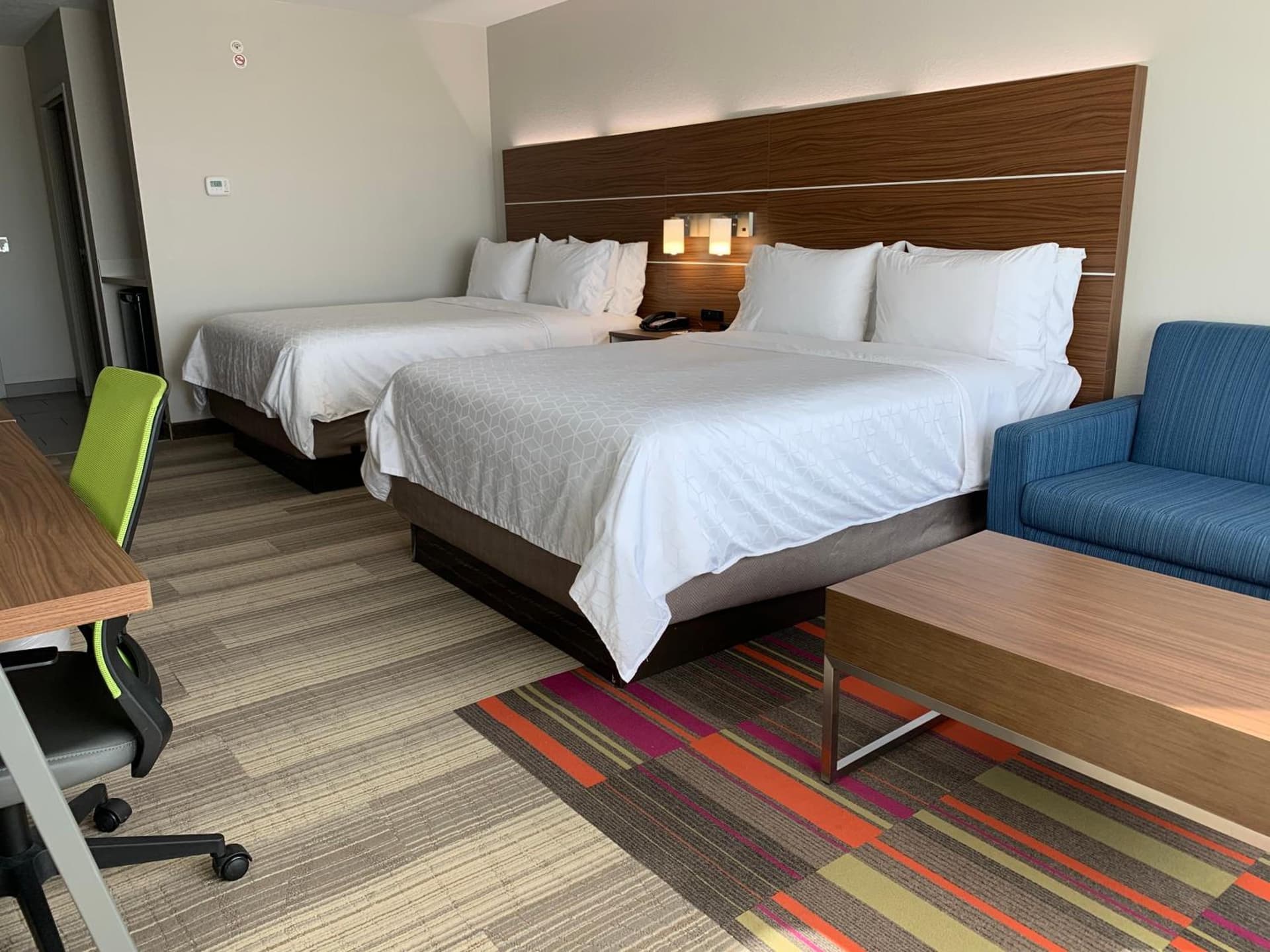 Holiday Inn Express & Suites Moore by IHG gallery photo in Moore, OK — image 39